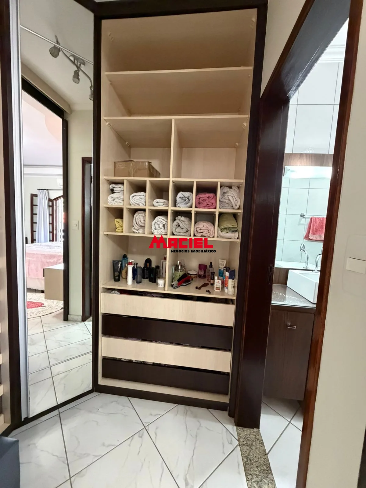 Comprar Casa / Sobrado em S&atilde;o Jos&eacute; dos Campos R$ 680.000,00 - Foto 22