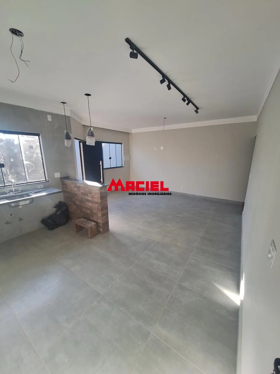 Comprar Casa / Padr&atilde;o em S&atilde;o Jos&eacute; dos Campos R$ 370.000,00 - Foto 3