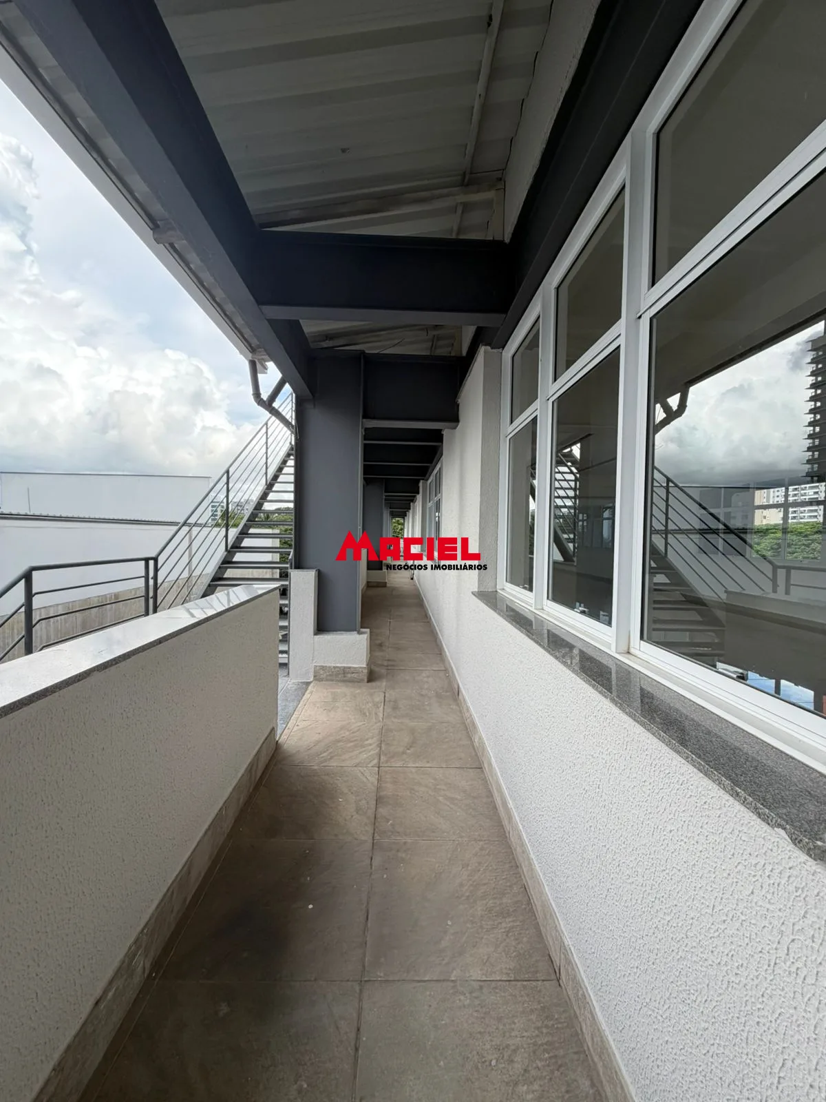 Alugar Comercial / Pr&eacute;dio em S&atilde;o Jos&eacute; dos Campos R$ 10.000,00 - Foto 12