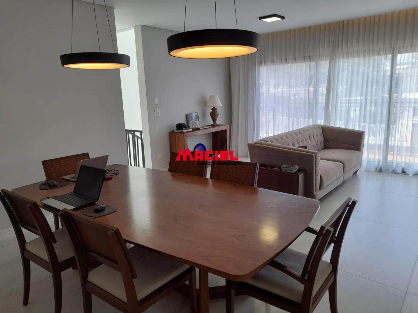 Alugar Casa / Sobrado em S&atilde;o Jos&eacute; dos Campos R$ 7.800,00 - Foto 22