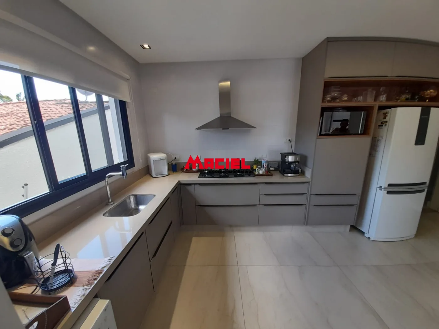 Alugar Casa / Sobrado em S&atilde;o Jos&eacute; dos Campos R$ 7.800,00 - Foto 26