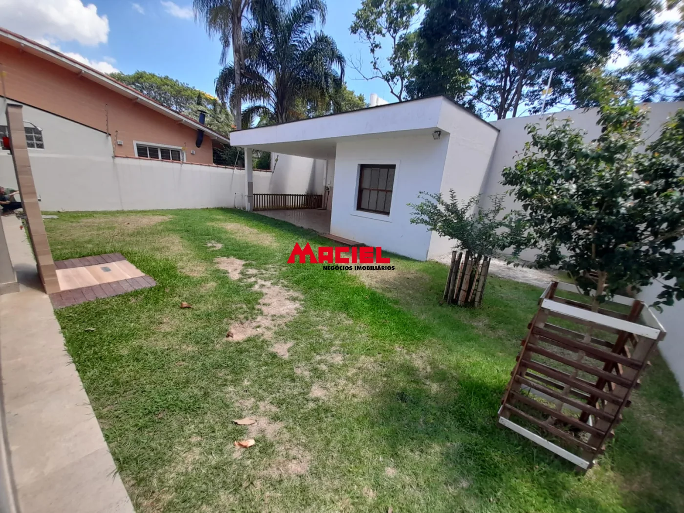 Alugar Casa / Sobrado em S&atilde;o Jos&eacute; dos Campos R$ 7.800,00 - Foto 27
