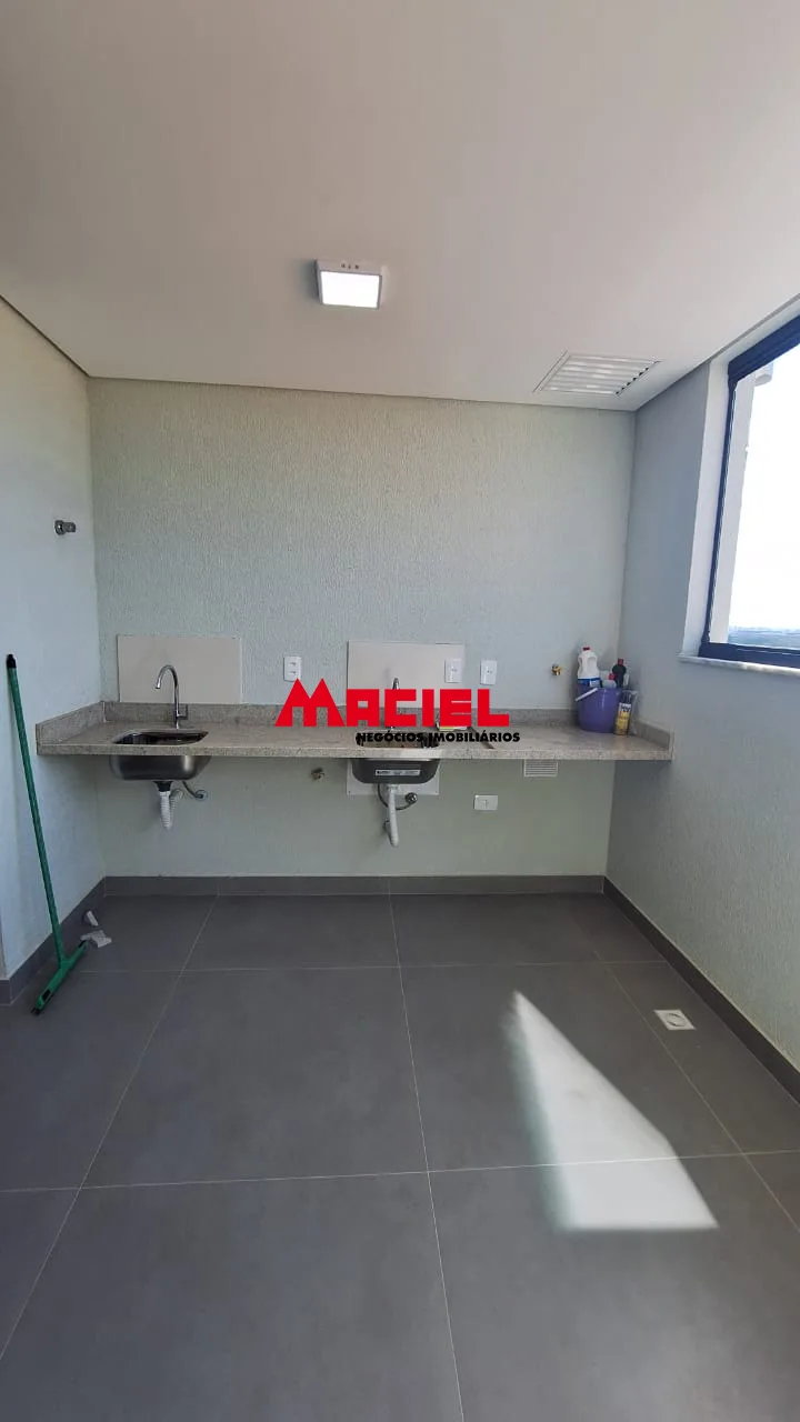 Alugar Apartamento / Padr&atilde;o em S&atilde;o Jos&eacute; dos Campos R$ 3.500,00 - Foto 12