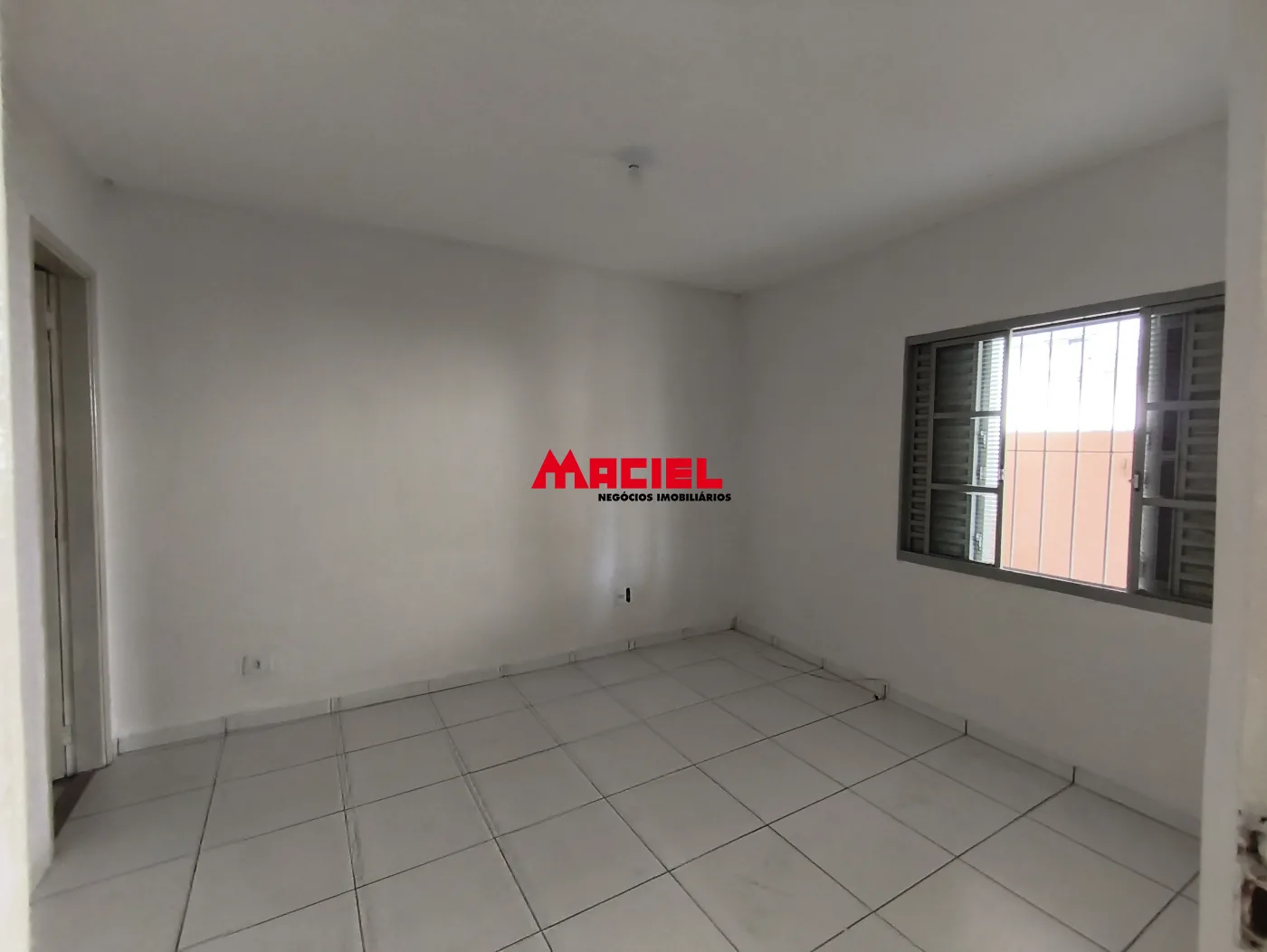 Comprar Casa / Padr&atilde;o em S&atilde;o Jos&eacute; dos Campos R$ 640.000,00 - Foto 1