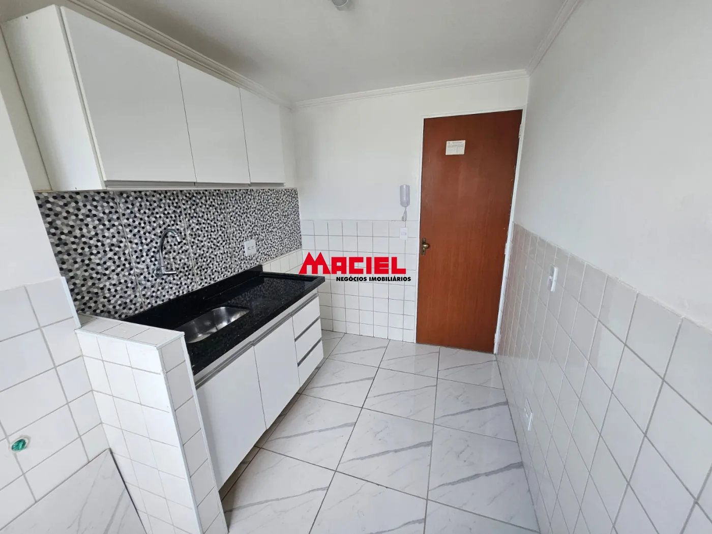 Comprar Apartamento / Padr&atilde;o em S&atilde;o Jos&eacute; dos Campos R$ 360.000,00 - Foto 2