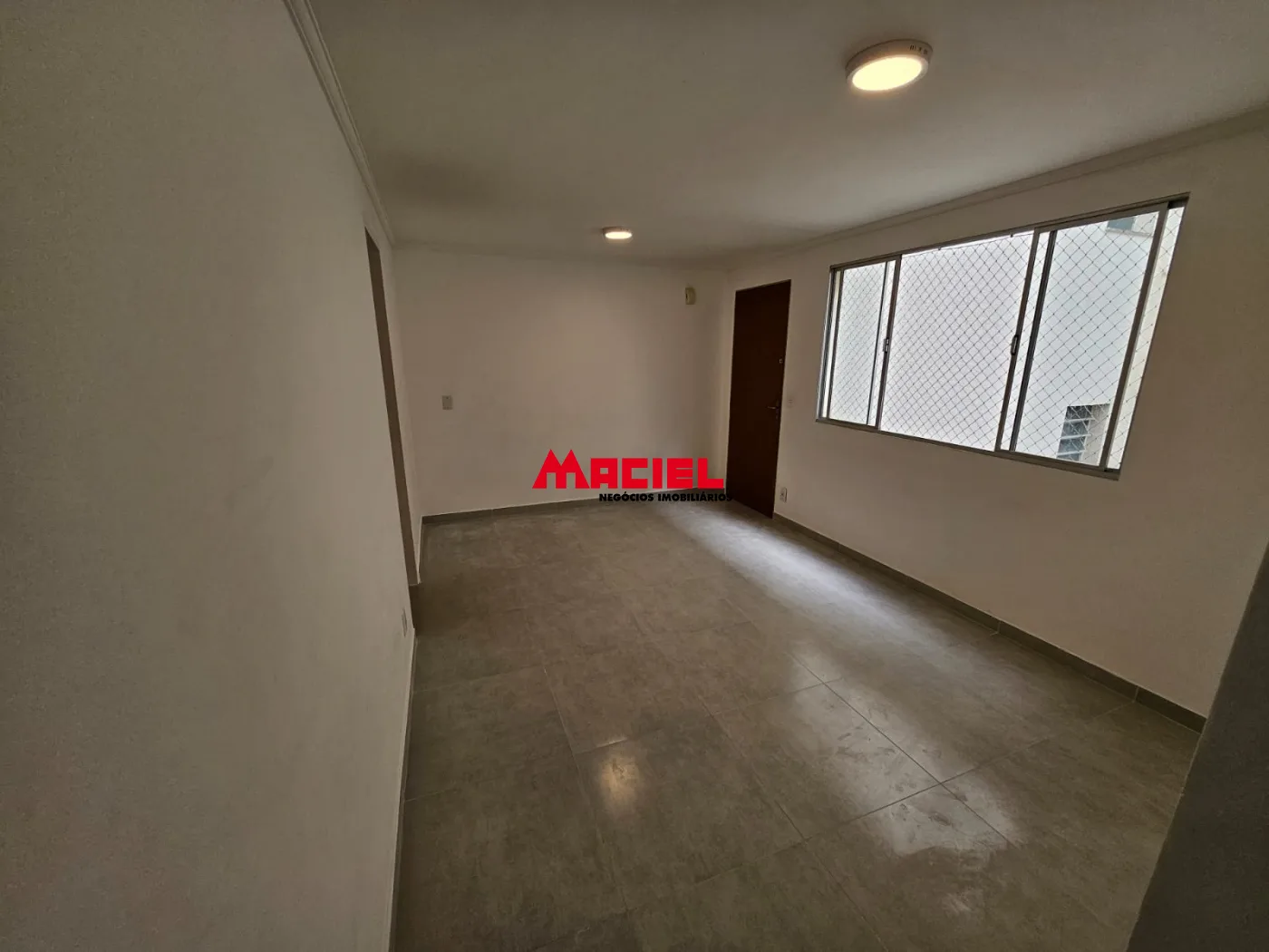 Comprar Apartamento / Padr&atilde;o em S&atilde;o Jos&eacute; dos Campos R$ 360.000,00 - Foto 3