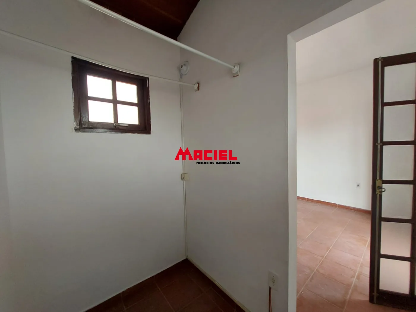 Comprar Casa / Padr&atilde;o em S&atilde;o Jos&eacute; dos Campos R$ 700.000,00 - Foto 2