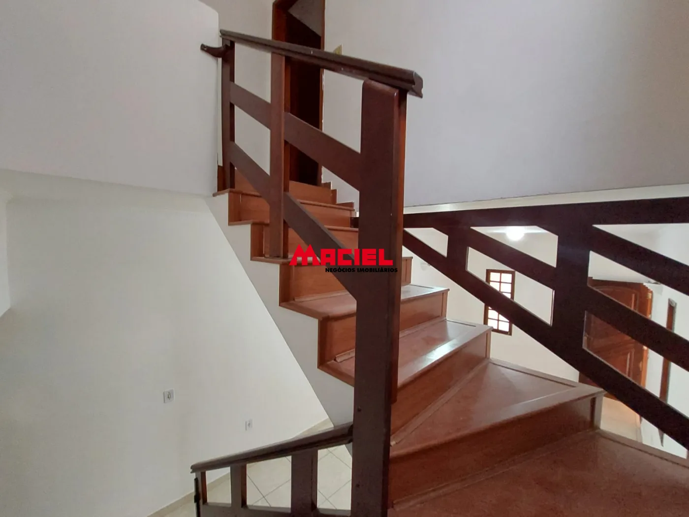 Comprar Casa / Padr&atilde;o em S&atilde;o Jos&eacute; dos Campos R$ 700.000,00 - Foto 4