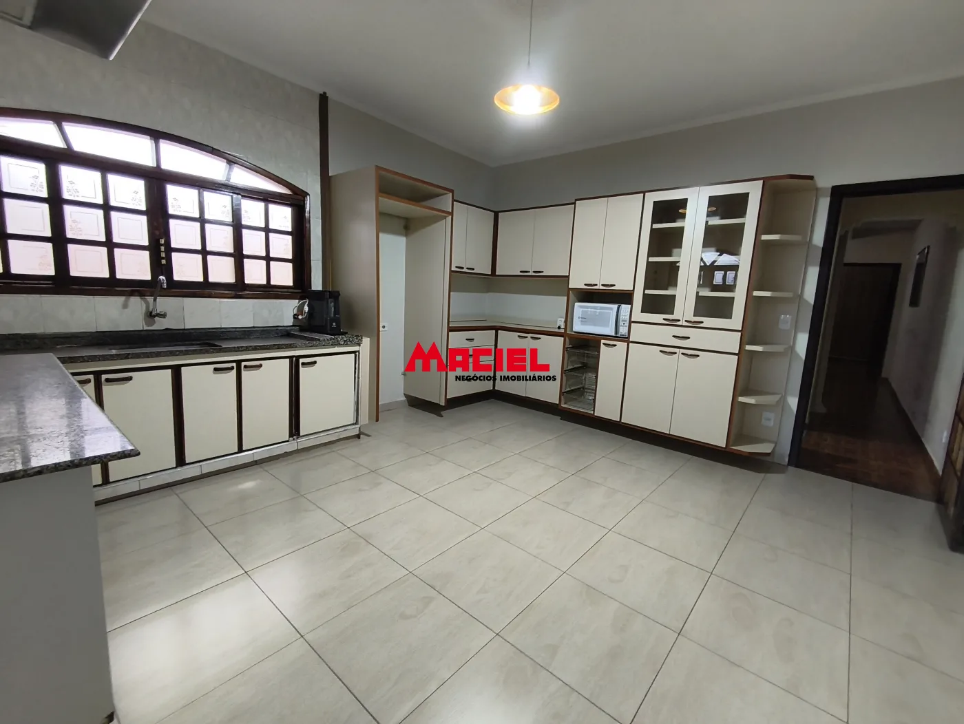 Comprar Casa / Sobrado em S&atilde;o Jos&eacute; dos Campos R$ 800.000,00 - Foto 3