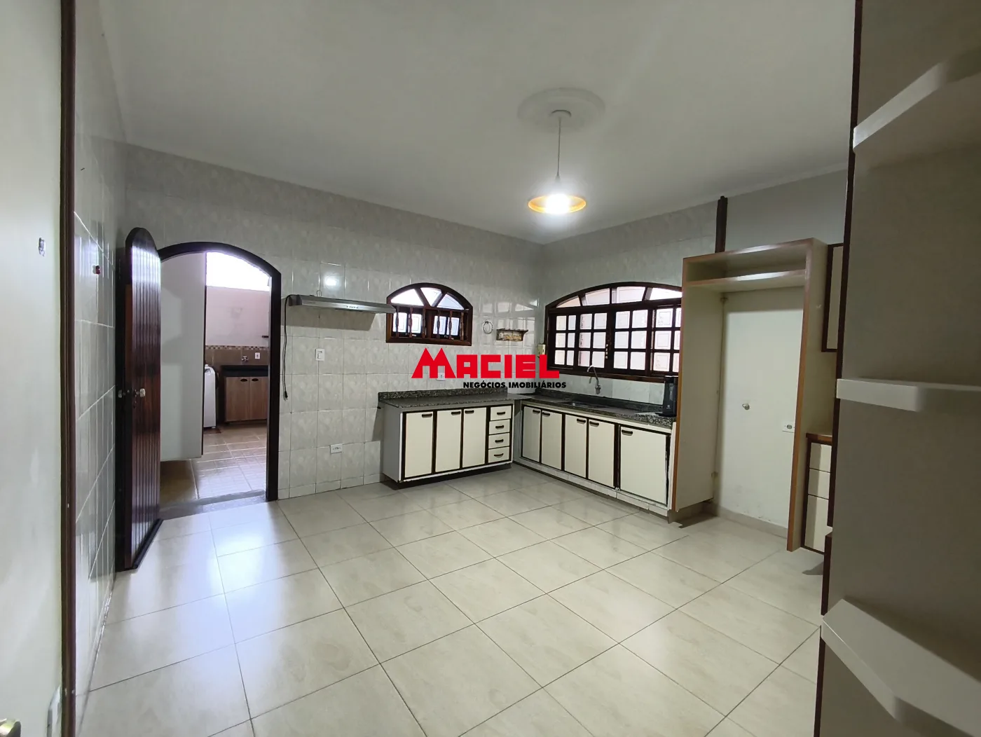 Comprar Casa / Sobrado em S&atilde;o Jos&eacute; dos Campos R$ 800.000,00 - Foto 11