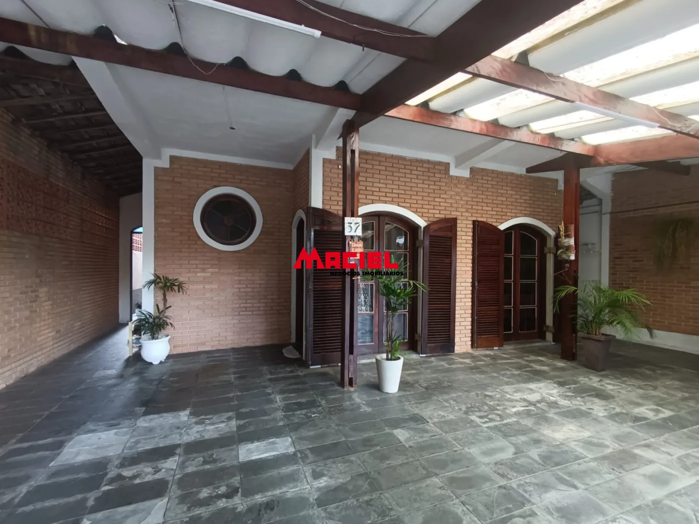 Comprar Casa / Sobrado em S&atilde;o Jos&eacute; dos Campos R$ 820.000,00 - Foto 2