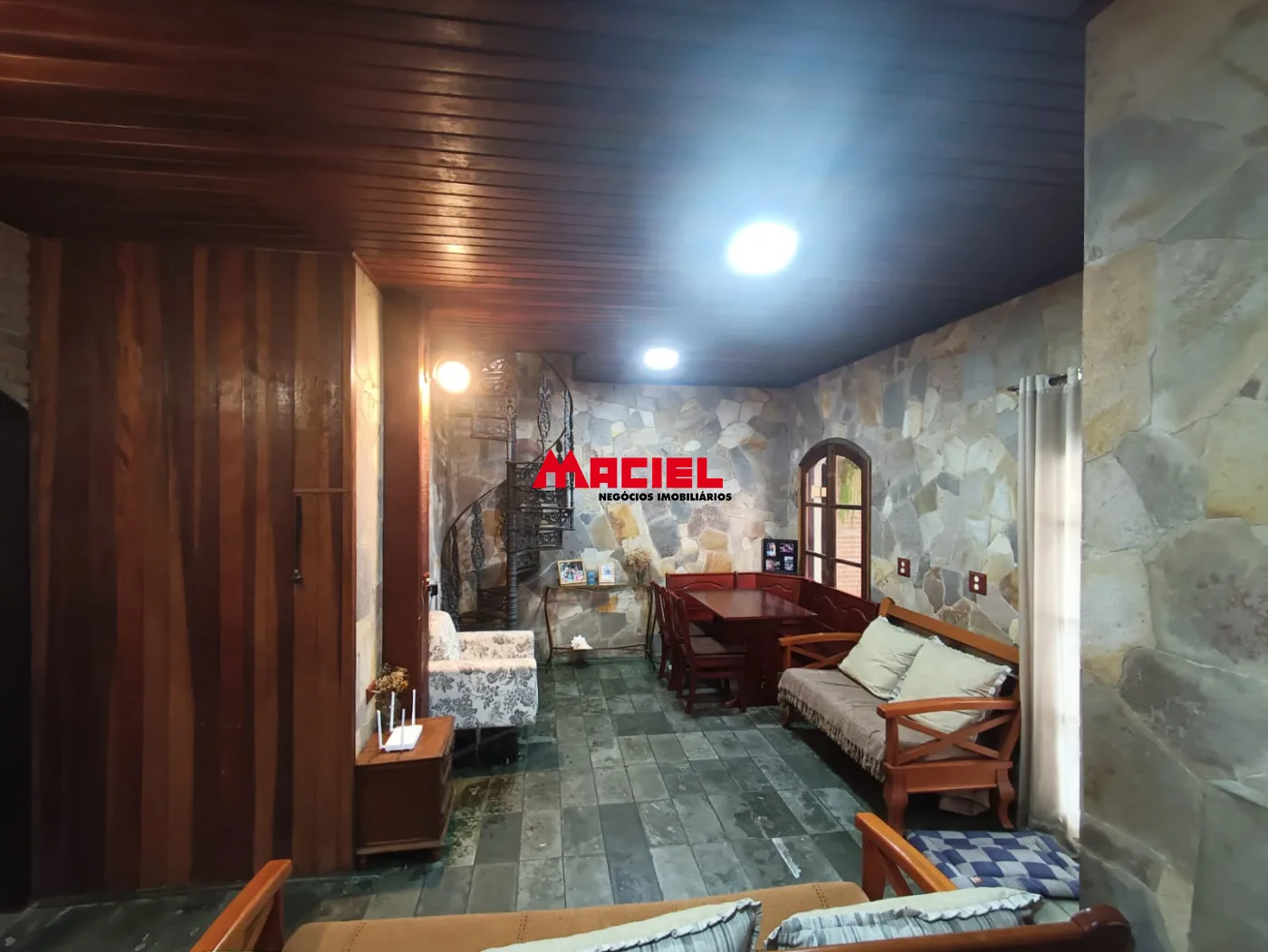 Comprar Casa / Sobrado em S&atilde;o Jos&eacute; dos Campos R$ 820.000,00 - Foto 12