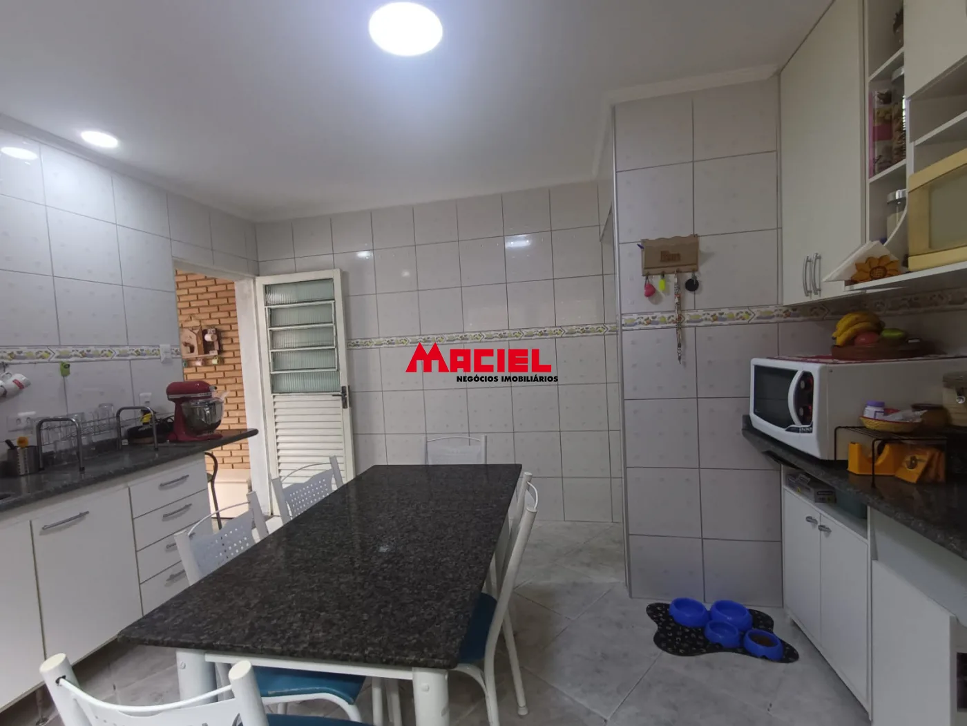 Comprar Casa / Sobrado em S&atilde;o Jos&eacute; dos Campos R$ 820.000,00 - Foto 40