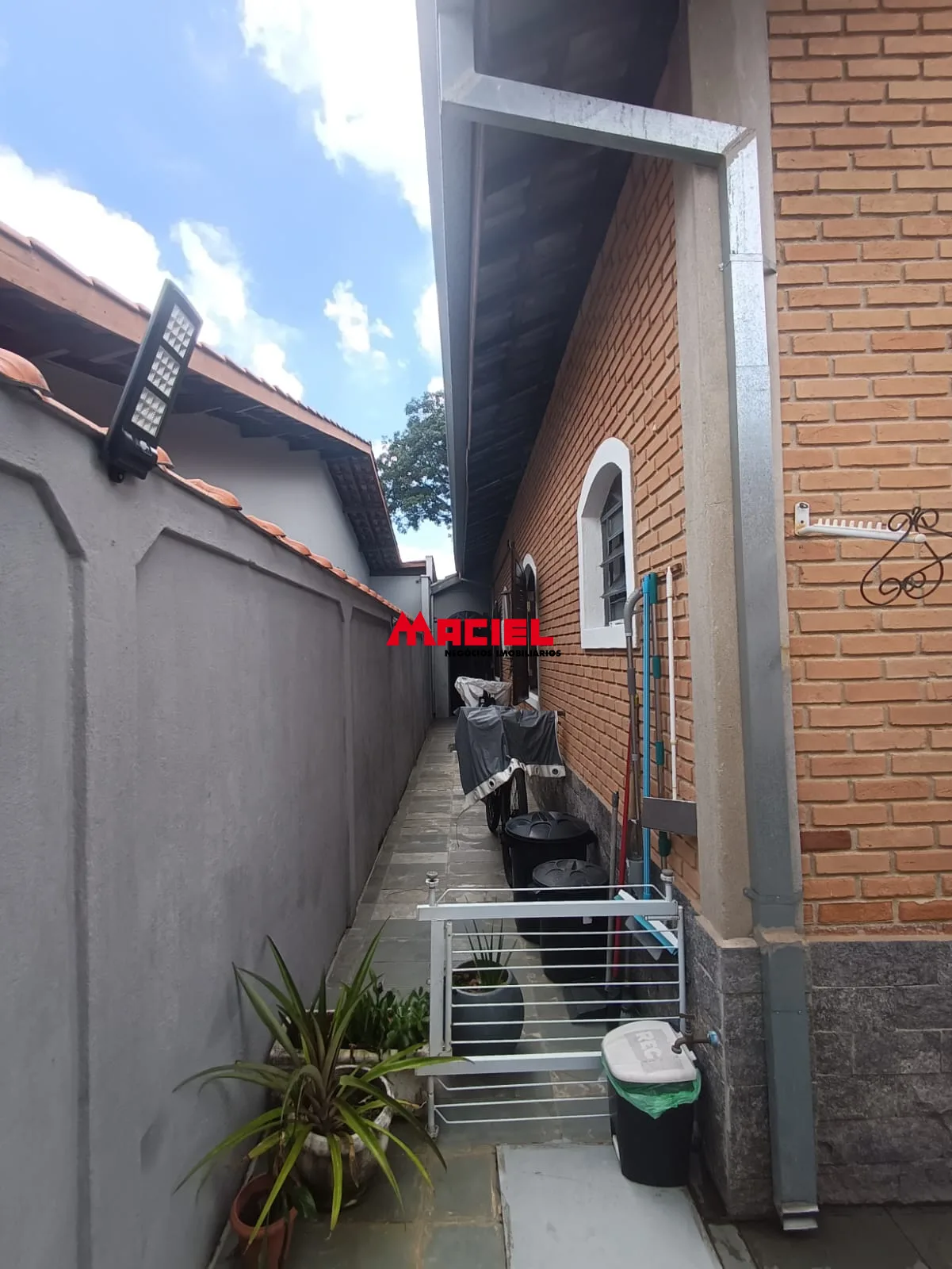Comprar Casa / Sobrado em S&atilde;o Jos&eacute; dos Campos R$ 820.000,00 - Foto 47