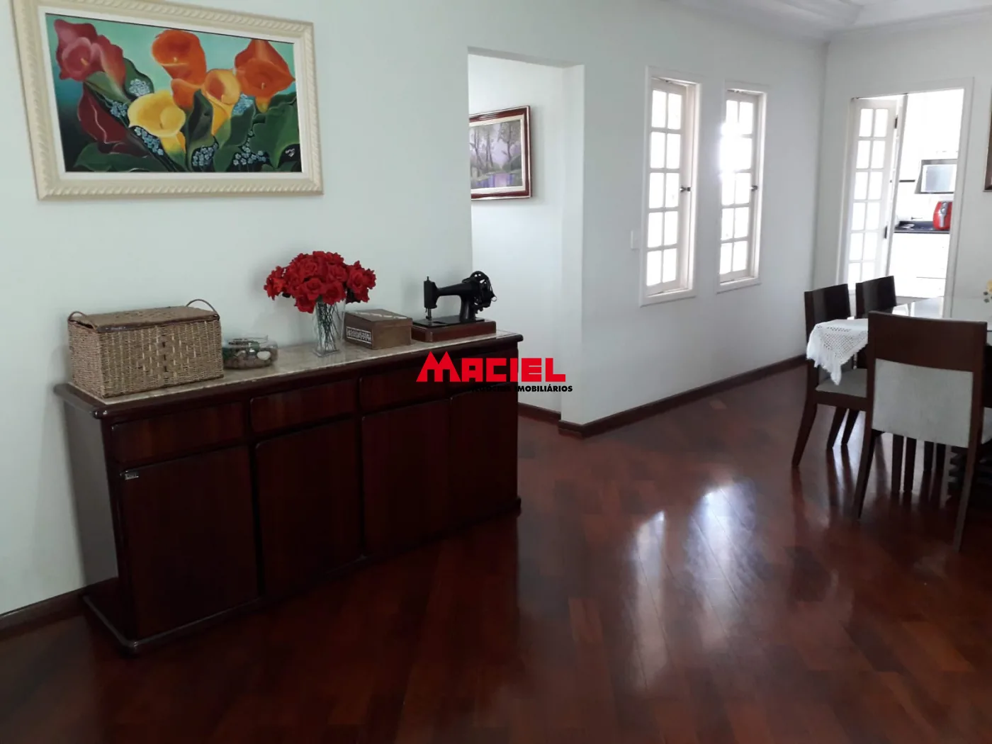 Alugar Casa / Sobrado em S&atilde;o Jos&eacute; dos Campos R$ 7.200,00 - Foto 7