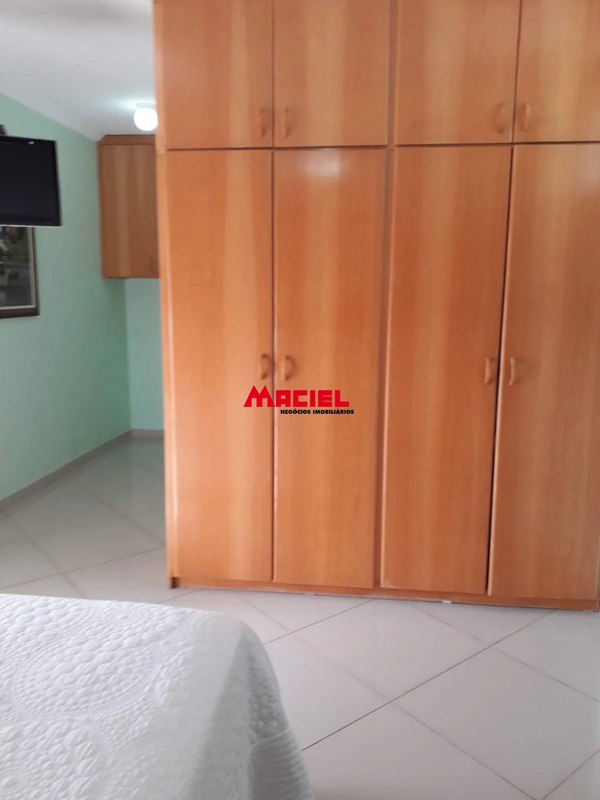 Alugar Casa / Sobrado em S&atilde;o Jos&eacute; dos Campos R$ 7.200,00 - Foto 11