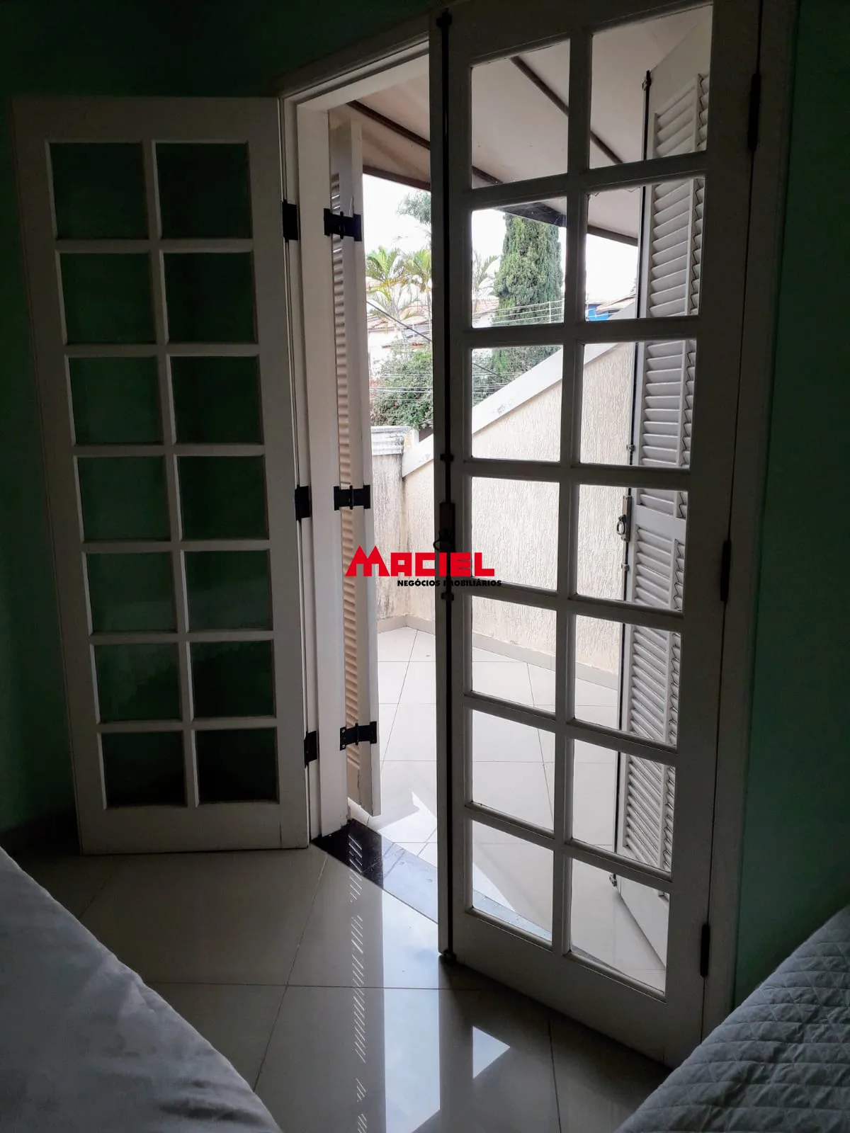 Alugar Casa / Sobrado em S&atilde;o Jos&eacute; dos Campos R$ 7.200,00 - Foto 14