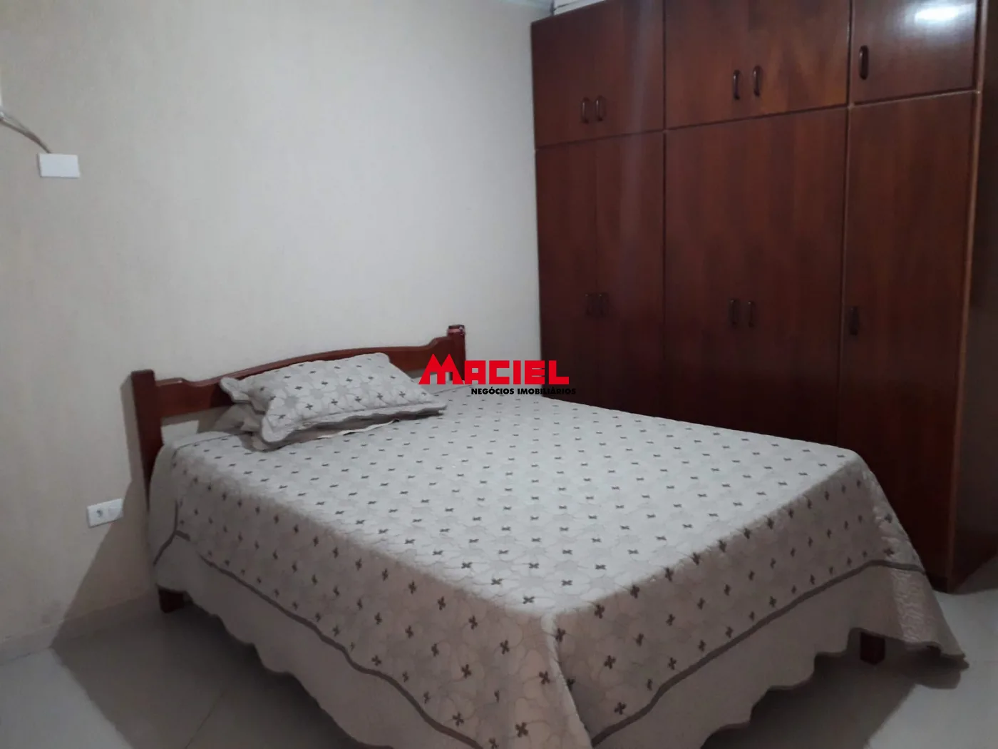 Alugar Casa / Sobrado em S&atilde;o Jos&eacute; dos Campos R$ 7.200,00 - Foto 21