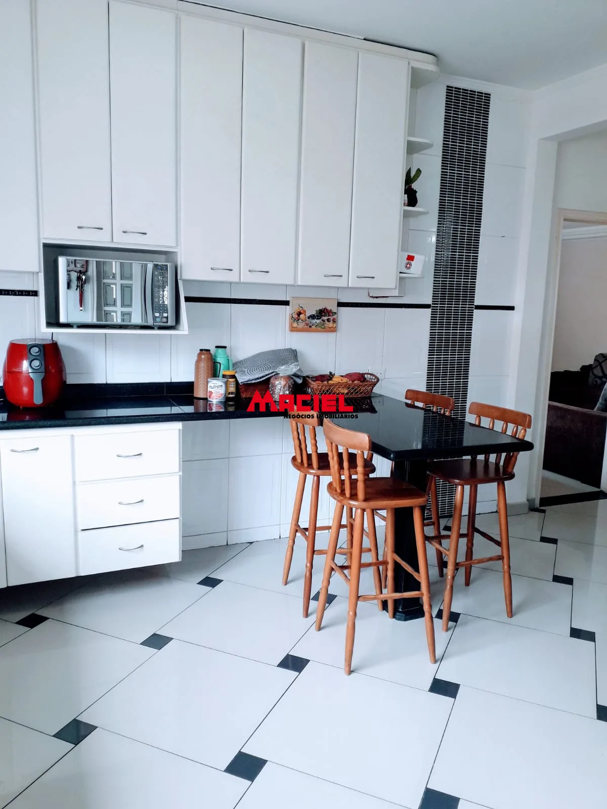 Alugar Casa / Sobrado em S&atilde;o Jos&eacute; dos Campos R$ 7.200,00 - Foto 24