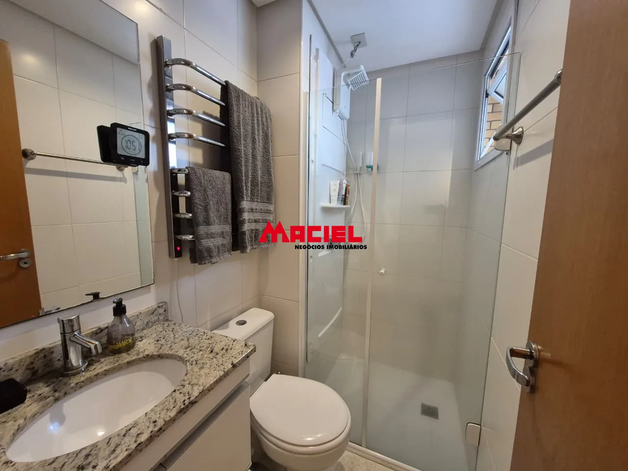 Alugar Apartamento / Mobiliado em S&atilde;o Jos&eacute; dos Campos R$ 4.700,00 - Foto 5