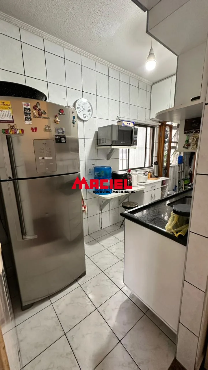 Comprar Apartamento / Padr&atilde;o em S&atilde;o Jos&eacute; dos Campos R$ 265.000,00 - Foto 12