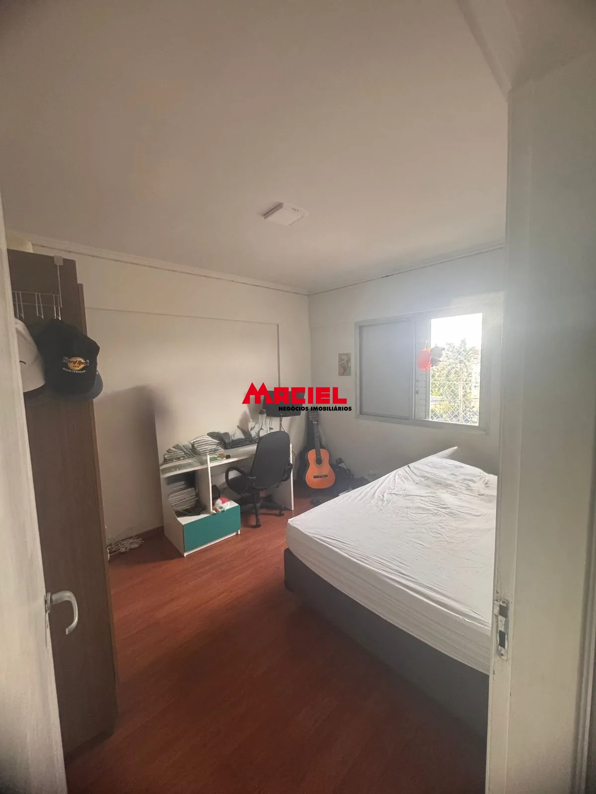 Comprar Apartamento / Padr&atilde;o em S&atilde;o Jos&eacute; dos Campos R$ 380.000,00 - Foto 3
