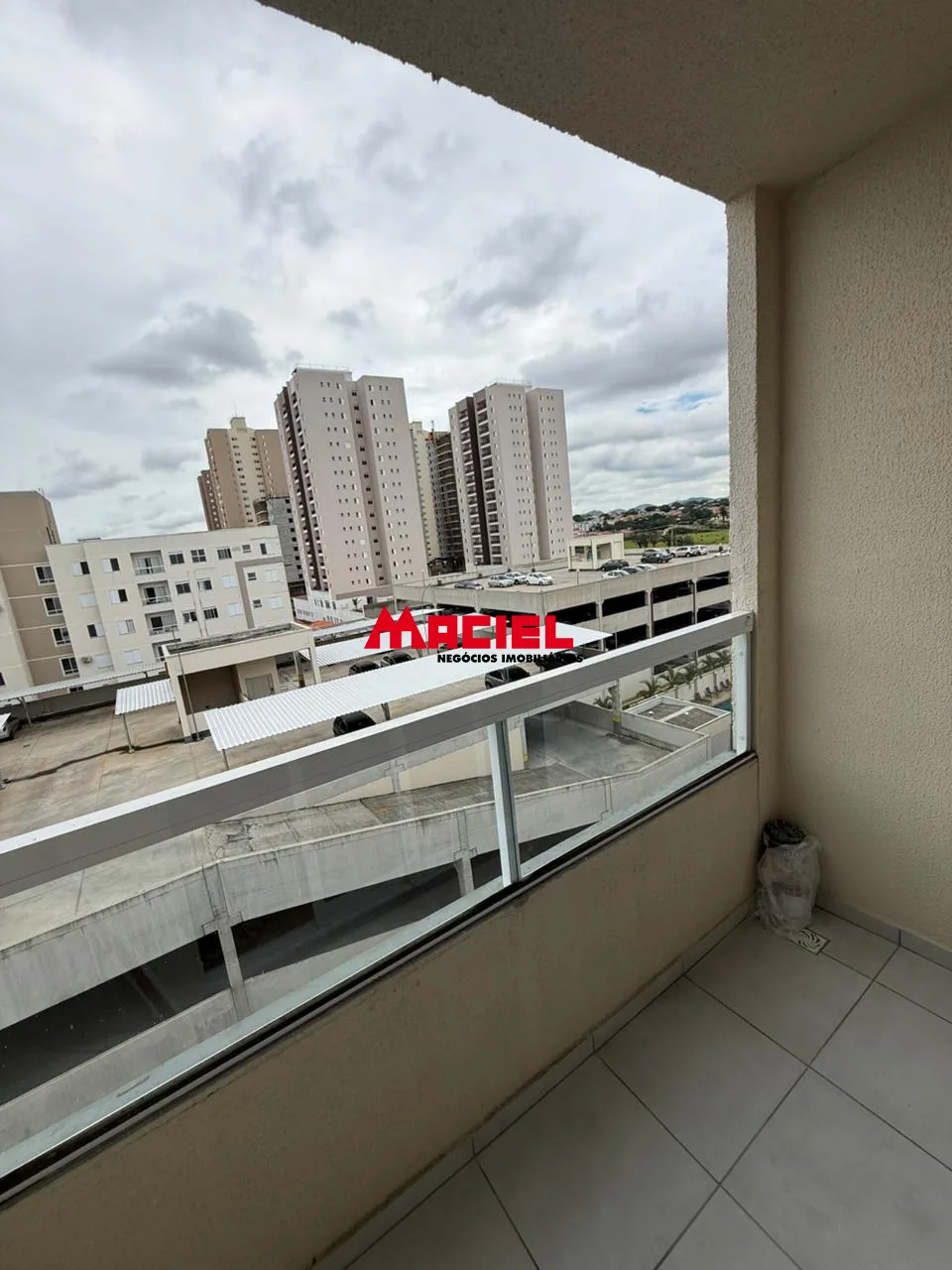 Comprar Apartamento / Padr&atilde;o em S&atilde;o Jos&eacute; dos Campos R$ 383.000,00 - Foto 13