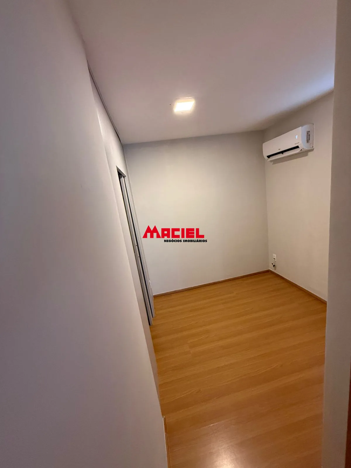 Comprar Apartamento / Padr&atilde;o em S&atilde;o Jos&eacute; dos Campos R$ 383.000,00 - Foto 17