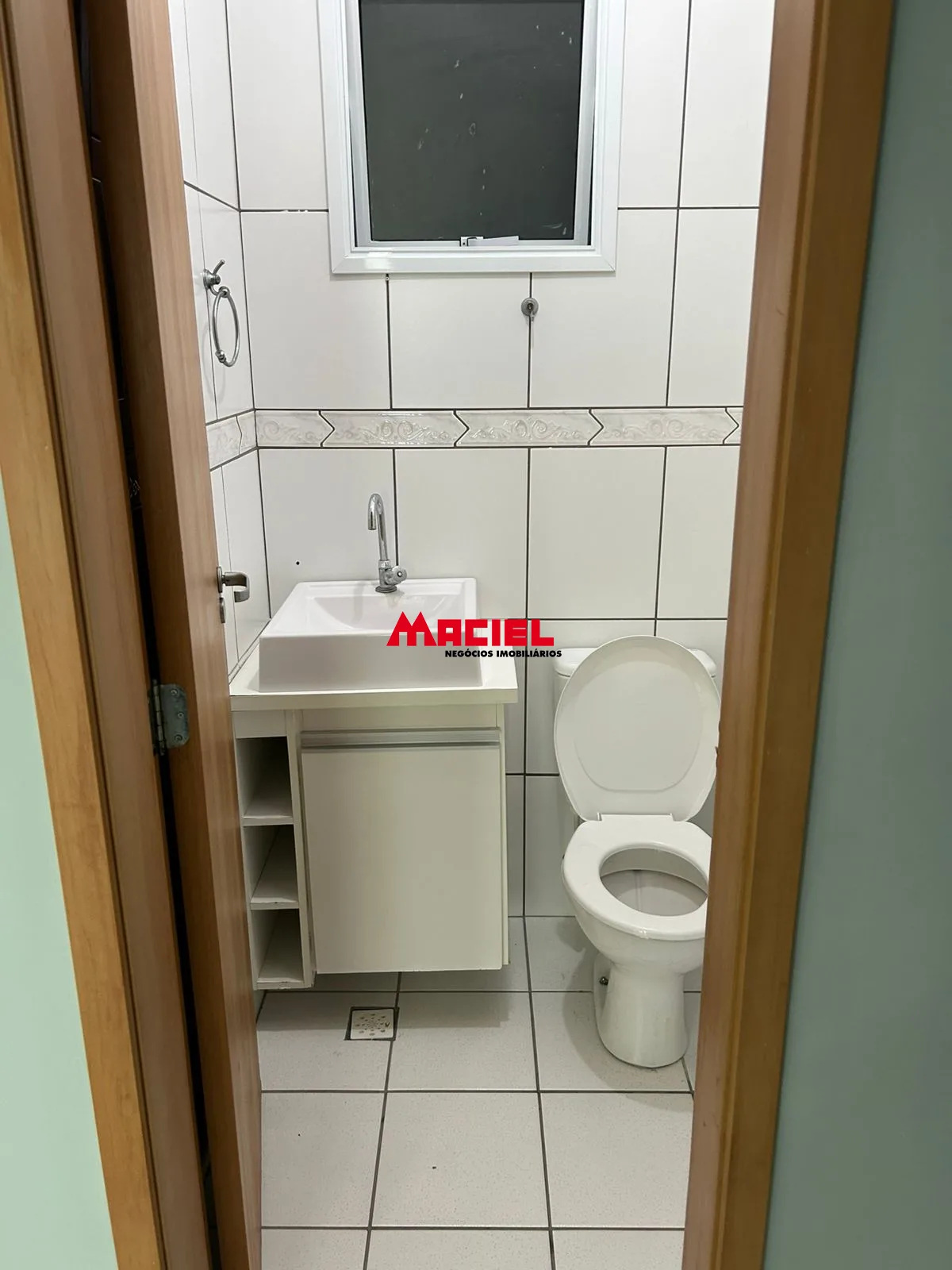 Comprar Casa / Sobrado em S&atilde;o Jos&eacute; dos Campos R$ 250.000,00 - Foto 13