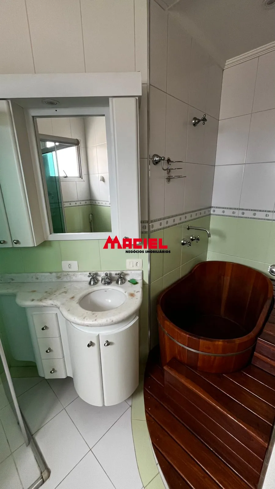 Comprar Apartamento / Cobertura em S&atilde;o Jos&eacute; dos Campos R$ 1.350.000,00 - Foto 2