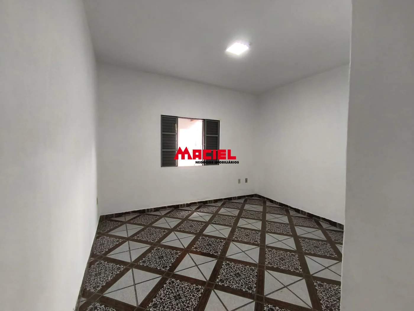 Comprar Casa / Padr&atilde;o em S&atilde;o Jos&eacute; dos Campos R$ 340.000,00 - Foto 5