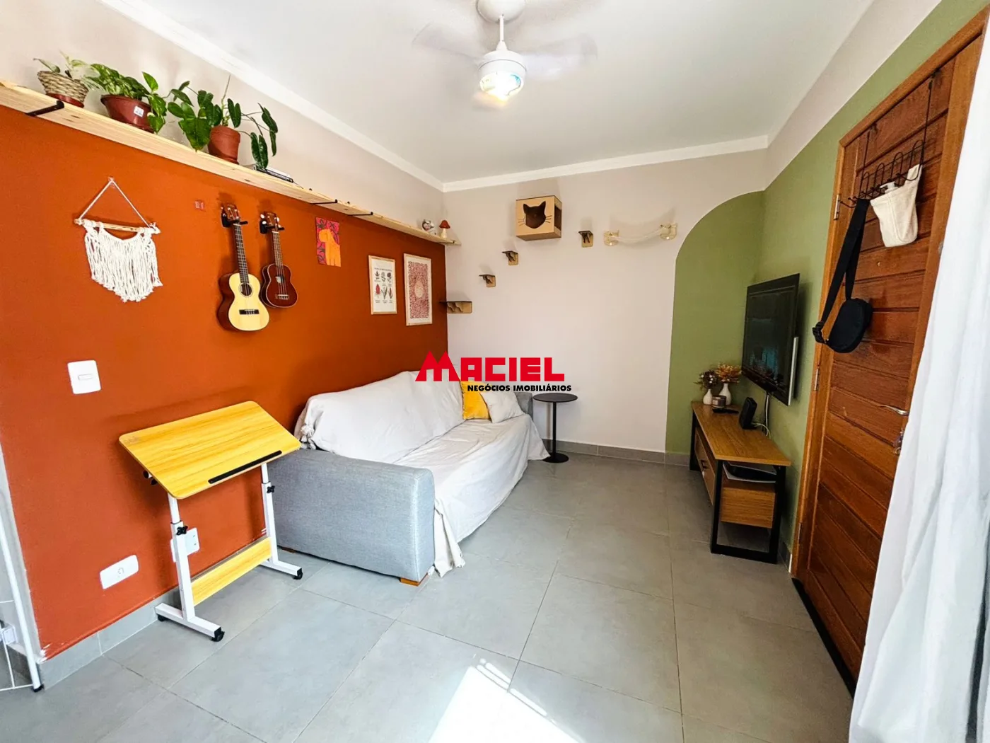 Comprar Apartamento / Padr&atilde;o em S&atilde;o Jos&eacute; dos Campos R$ 300.000,00 - Foto 2