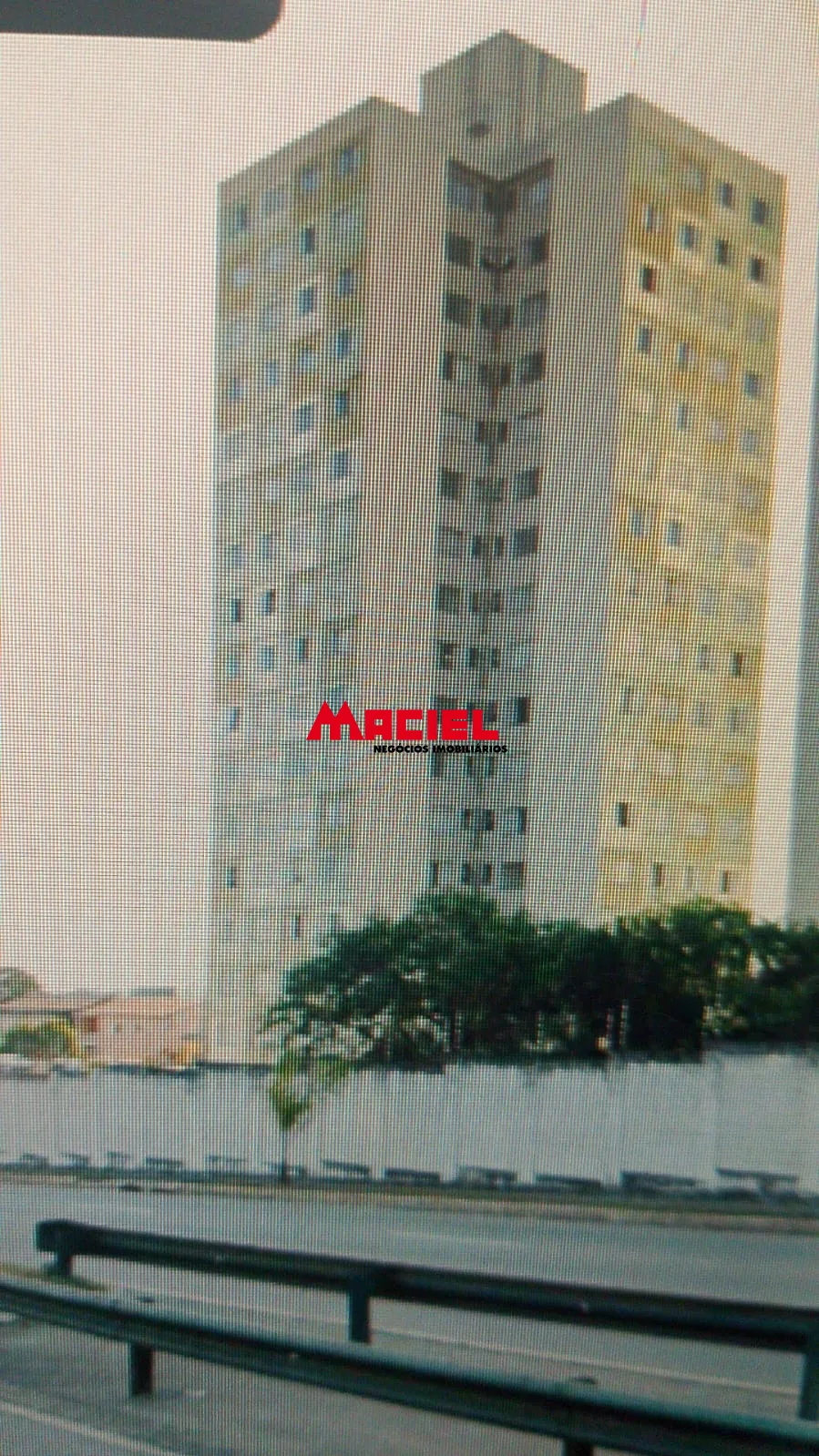 Alugar Apartamento / Padr&atilde;o em S&atilde;o Jos&eacute; dos Campos R$ 1.600,00 - Foto 1