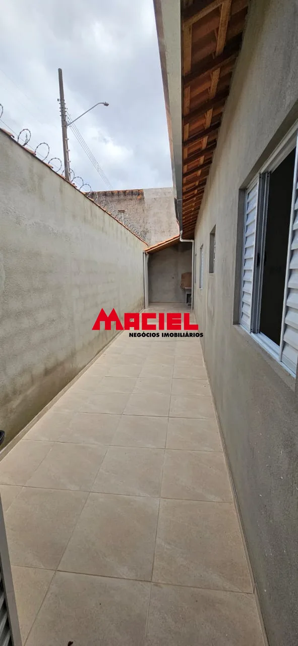 Comprar Casa / Padr&atilde;o em S&atilde;o Jos&eacute; dos Campos R$ 450.000,00 - Foto 3