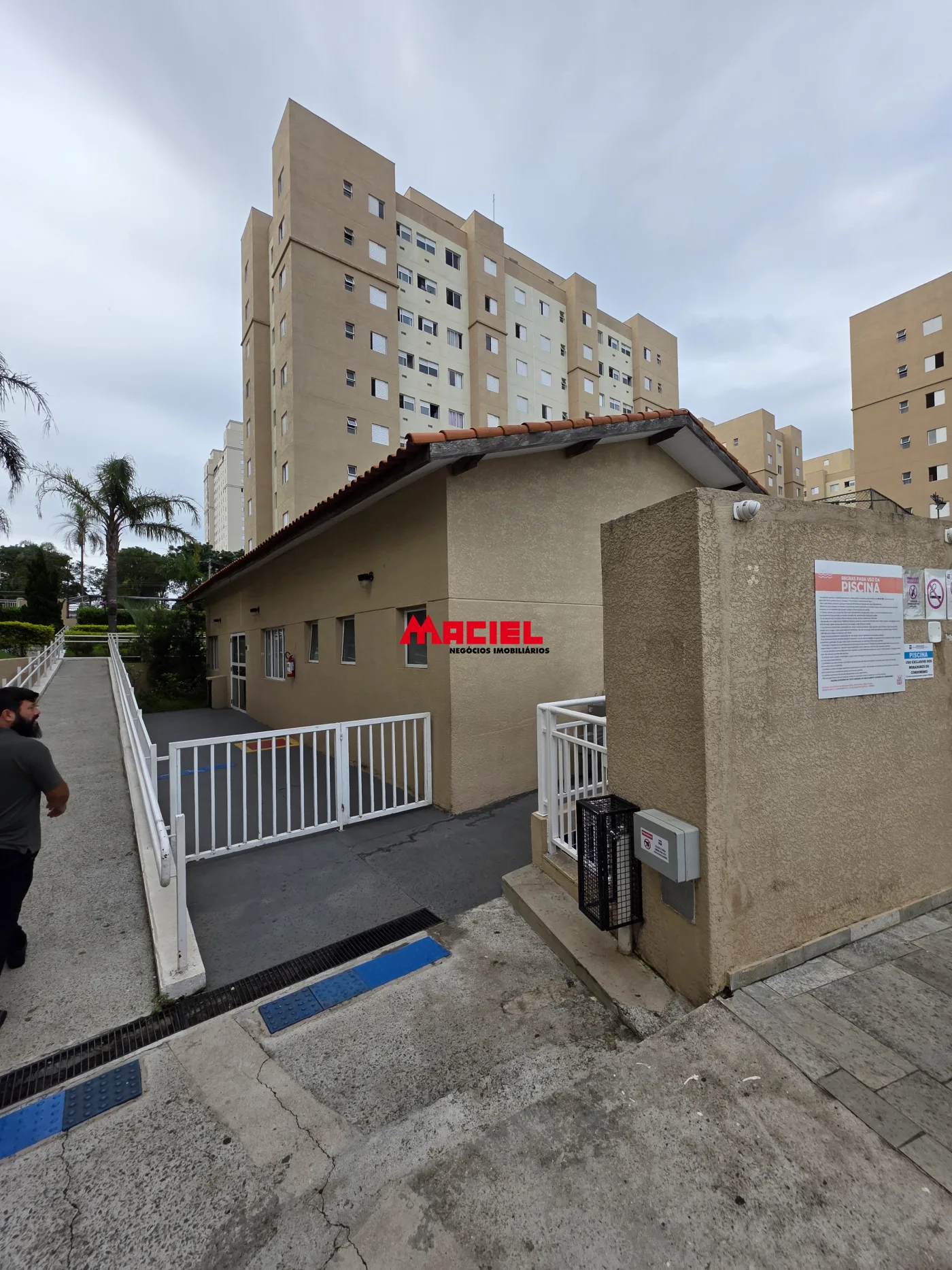 Comprar Apartamento / Padr&atilde;o em S&atilde;o Jos&eacute; dos Campos R$ 310.000,00 - Foto 17