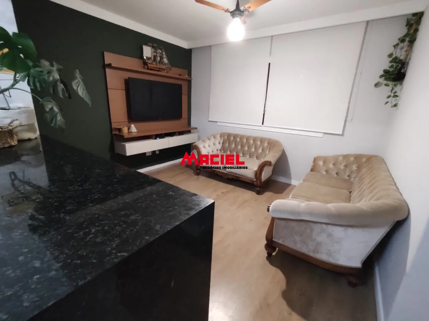 Comprar Apartamento / Padr&atilde;o em S&atilde;o Jos&eacute; dos Campos R$ 375.000,00 - Foto 1