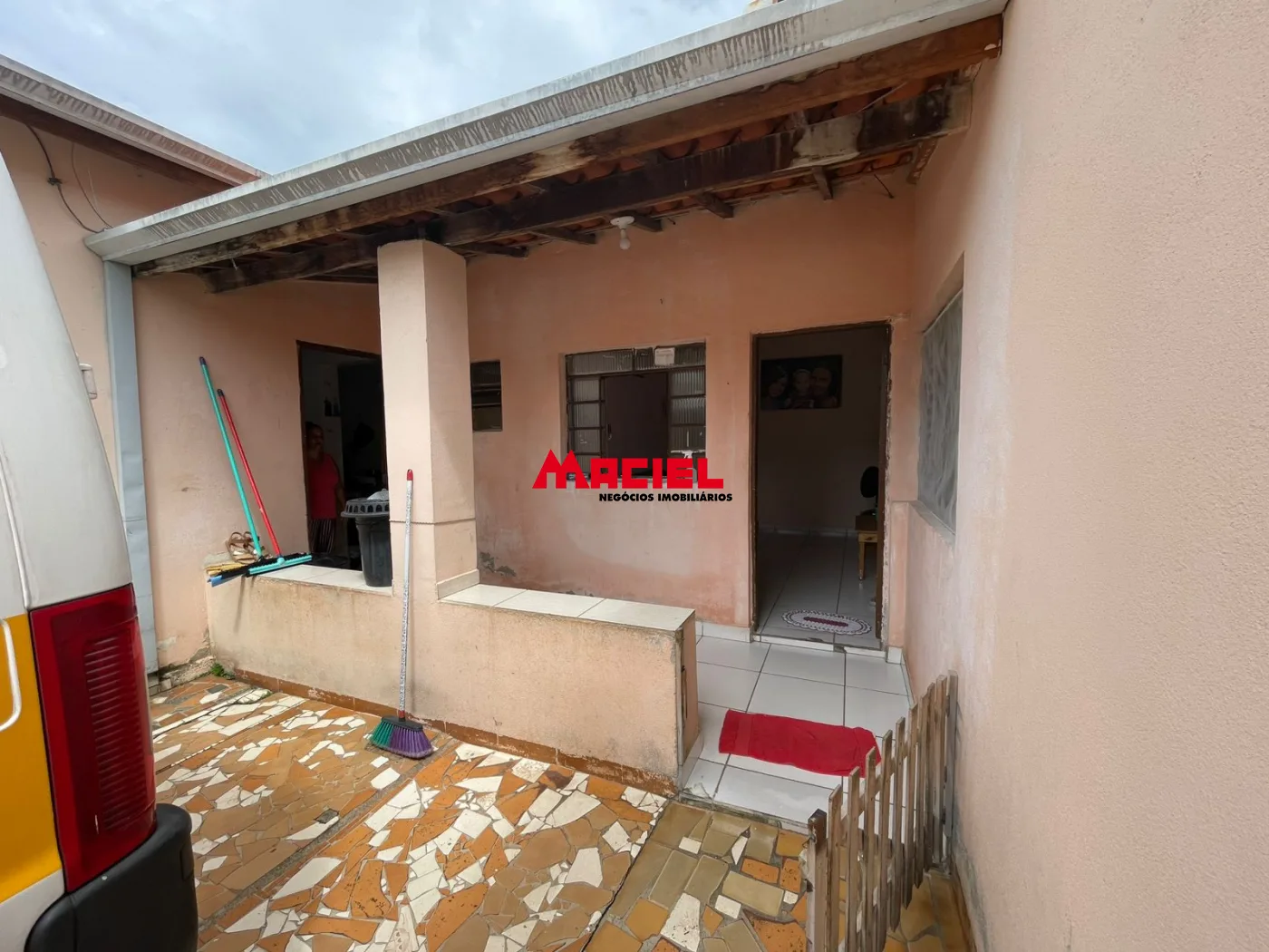 Alugar Casa / Padr&atilde;o em S&atilde;o Jos&eacute; dos Campos R$ 4.000,00 - Foto 1