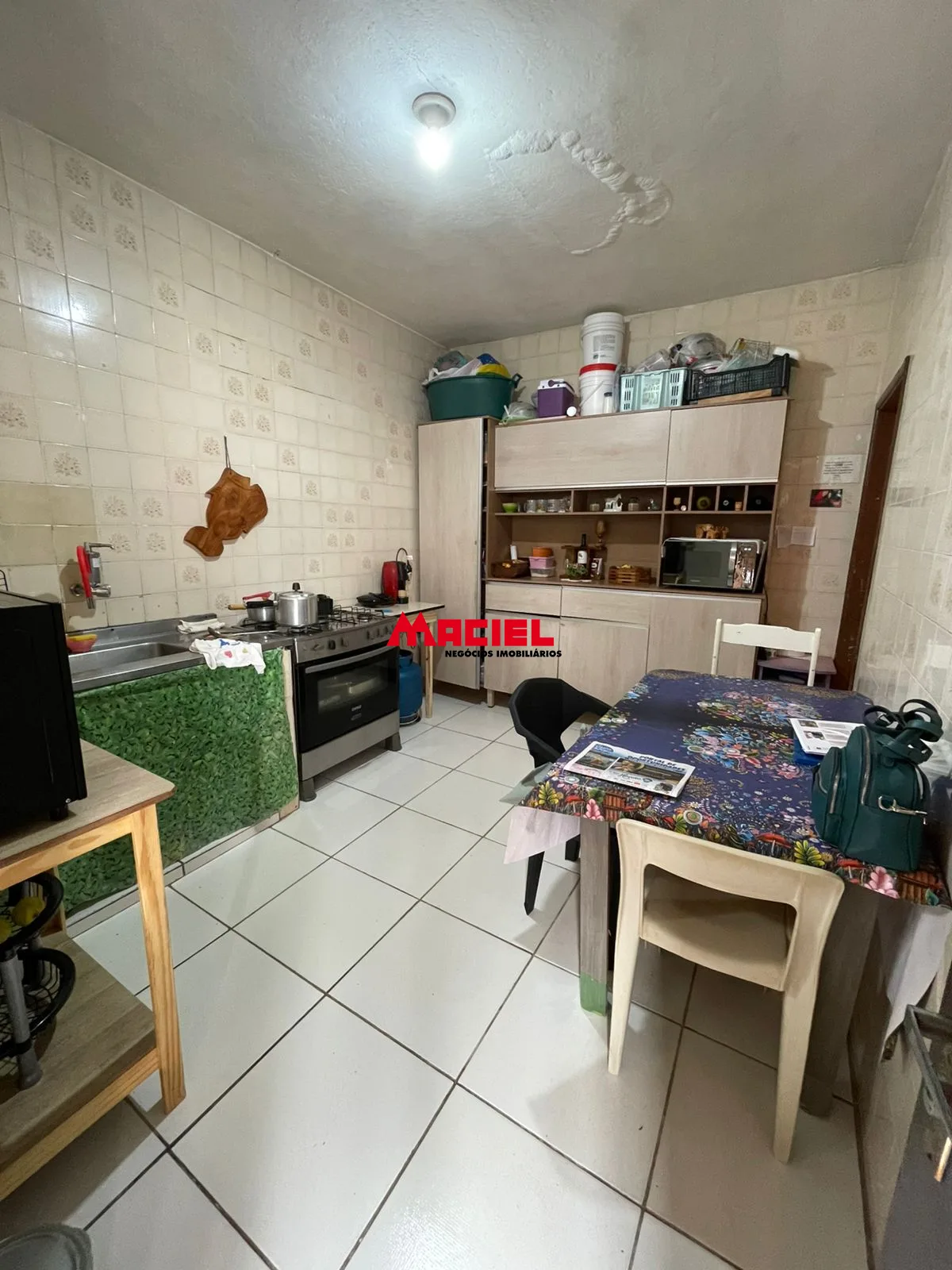 Alugar Casa / Padr&atilde;o em S&atilde;o Jos&eacute; dos Campos R$ 4.000,00 - Foto 3