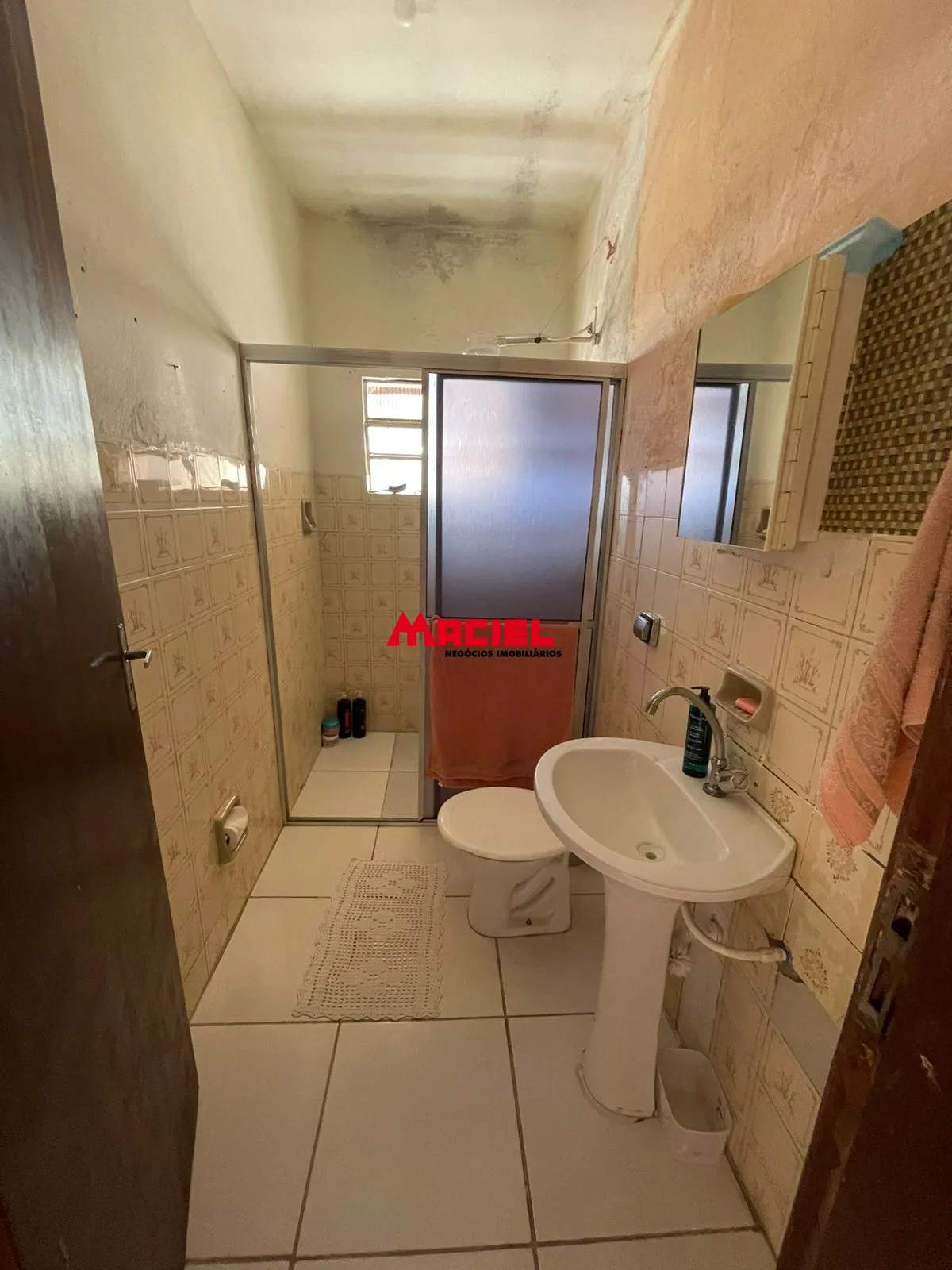 Alugar Casa / Padr&atilde;o em S&atilde;o Jos&eacute; dos Campos R$ 4.000,00 - Foto 5