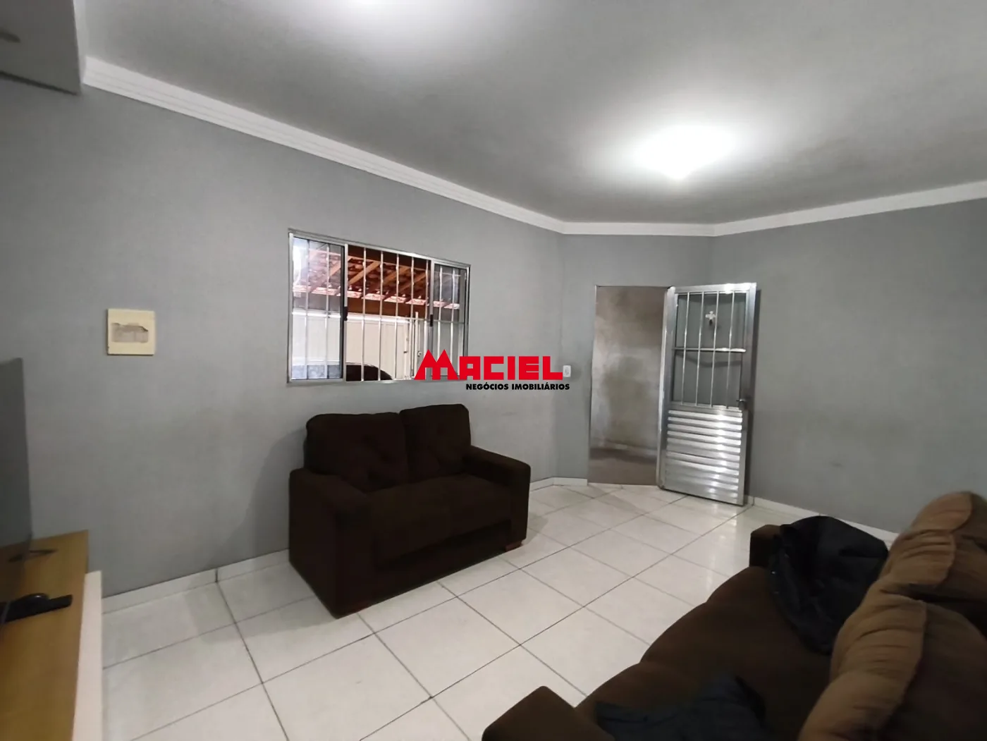 Comprar Casa / Padr&atilde;o em S&atilde;o Jos&eacute; dos Campos R$ 470.000,00 - Foto 1
