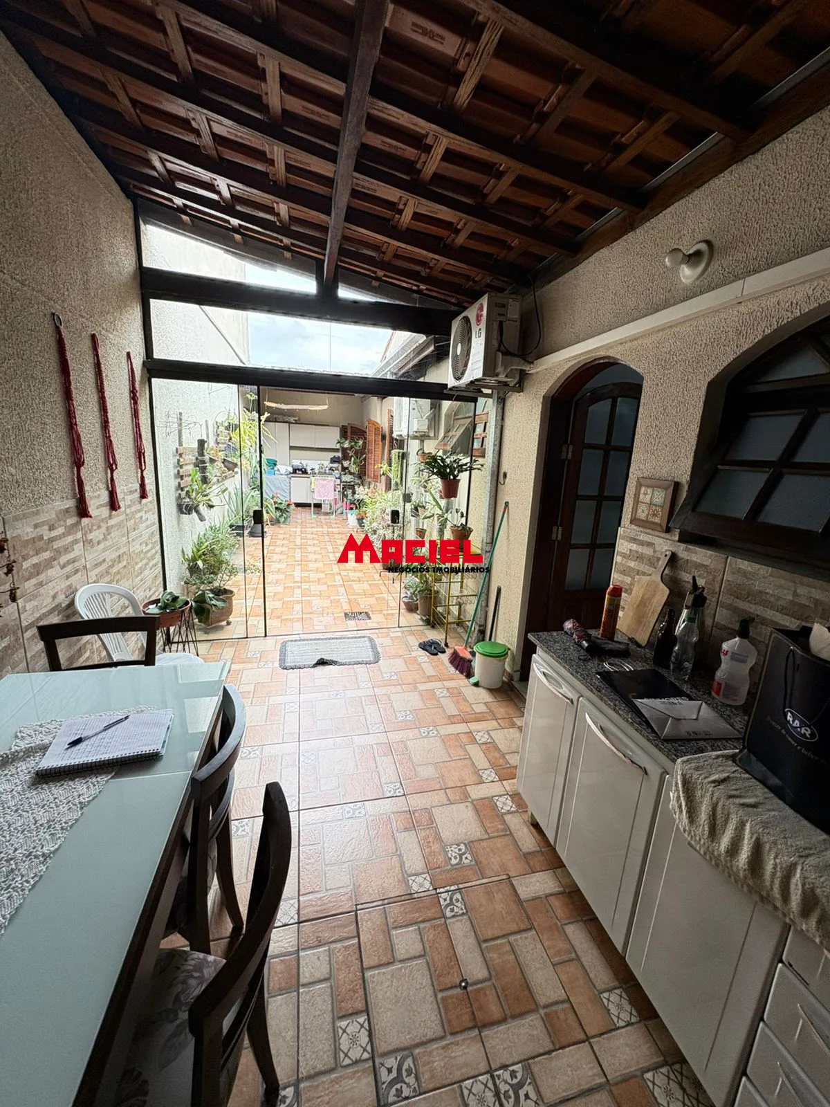 Comprar Casa / Padr&atilde;o em S&atilde;o Jos&eacute; dos Campos R$ 670.000,00 - Foto 2