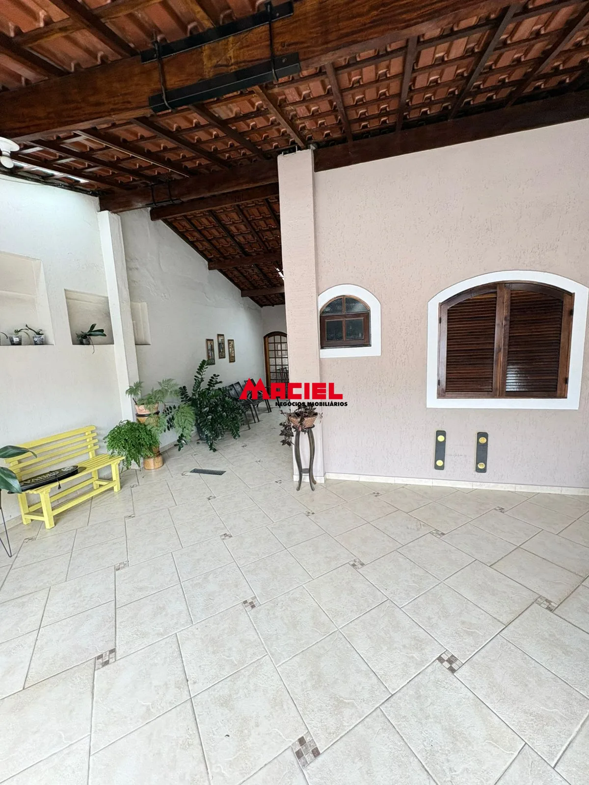 Comprar Casa / Padr&atilde;o em S&atilde;o Jos&eacute; dos Campos R$ 670.000,00 - Foto 3