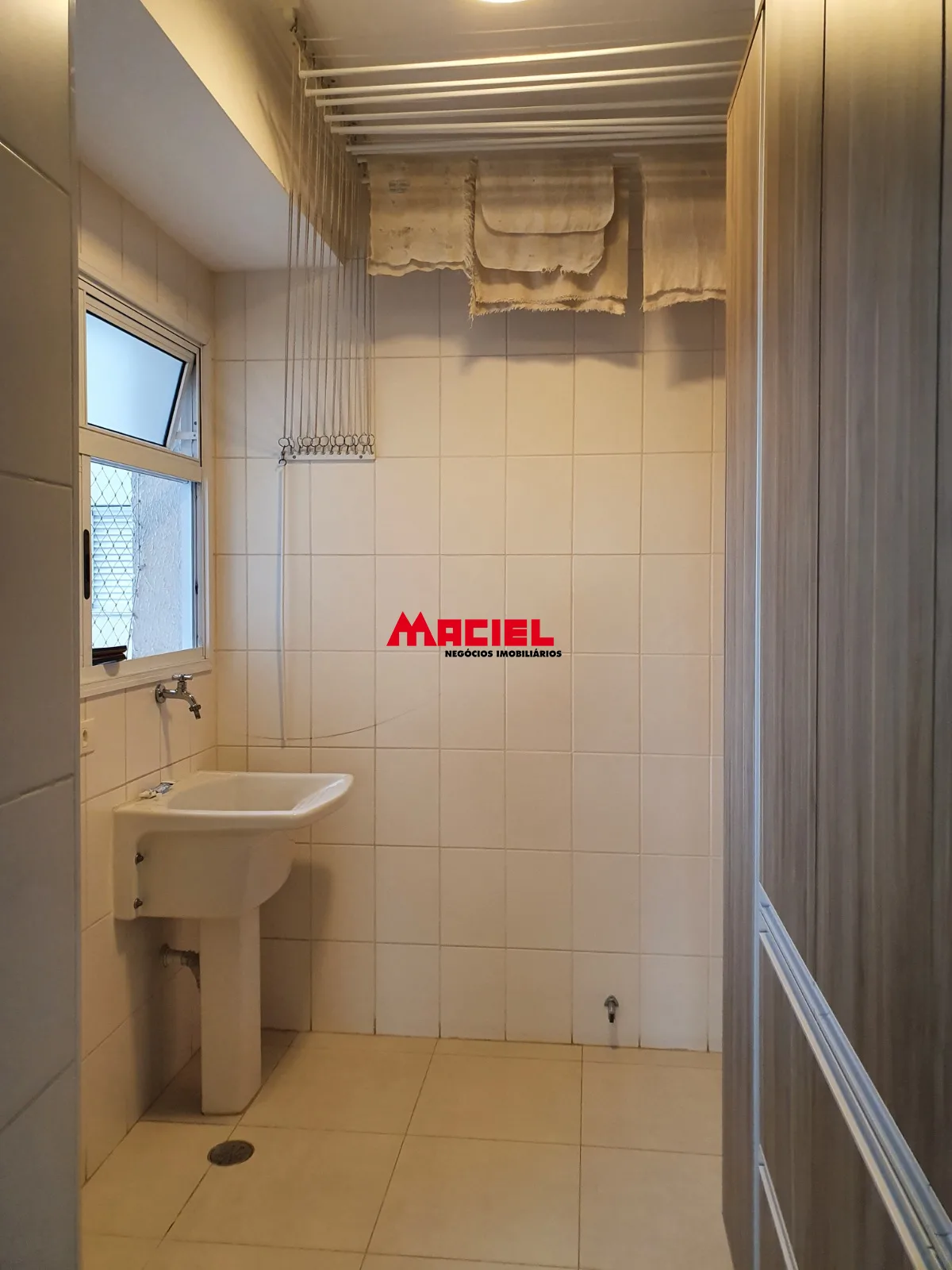 Comprar Apartamento / Padr&atilde;o em S&atilde;o Jos&eacute; dos Campos R$ 1.030.000,00 - Foto 2