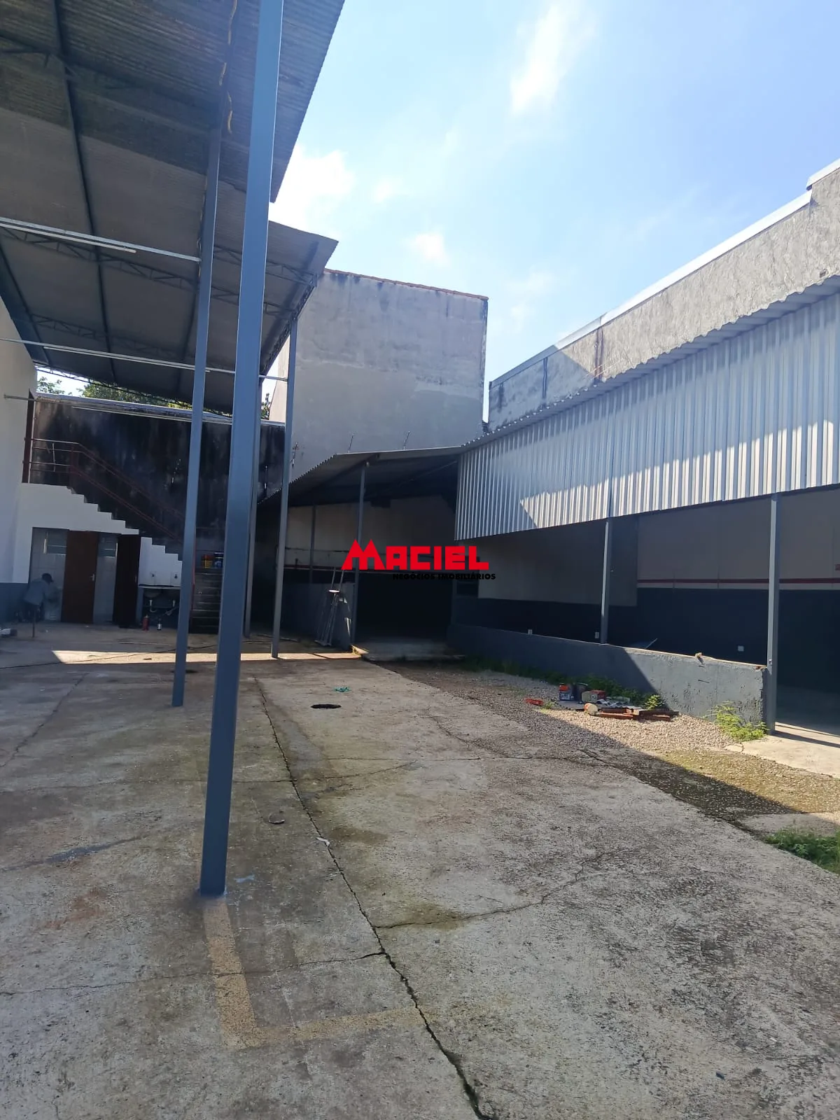 Alugar Comercial / Galp&atilde;o em S&atilde;o Jos&eacute; dos Campos R$ 8.000,00 - Foto 7