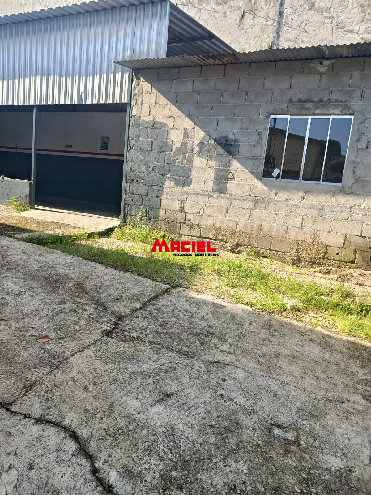 Alugar Comercial / Galp&atilde;o em S&atilde;o Jos&eacute; dos Campos R$ 8.000,00 - Foto 14