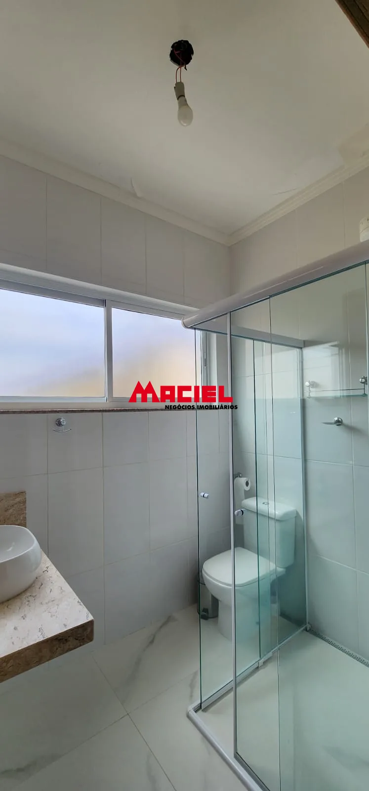 Comprar Casa / Sobrado em S&atilde;o Jos&eacute; dos Campos R$ 1.200.000,00 - Foto 15