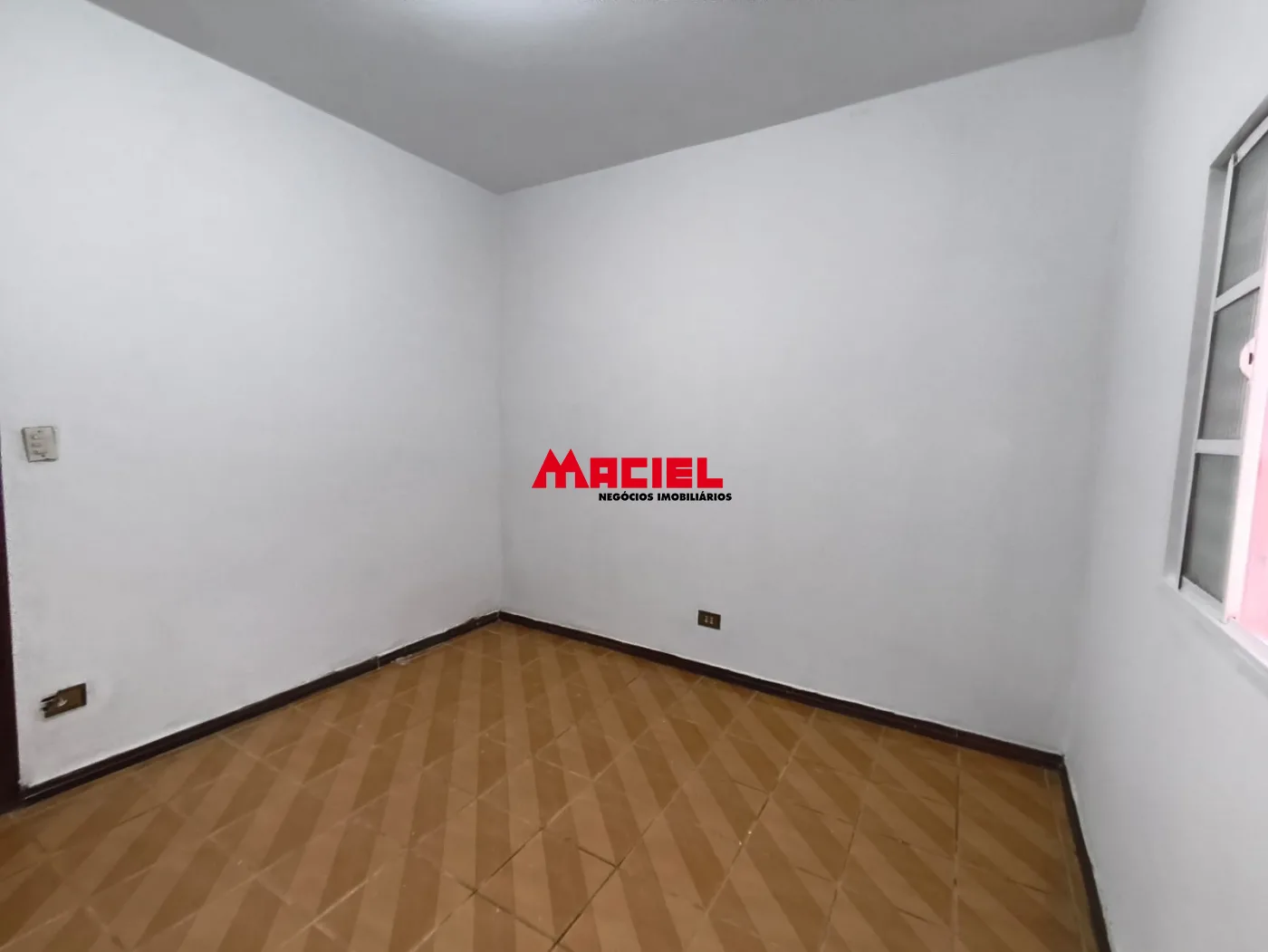 Comprar Casa / Padr&atilde;o em S&atilde;o Jos&eacute; dos Campos R$ 275.000,00 - Foto 3