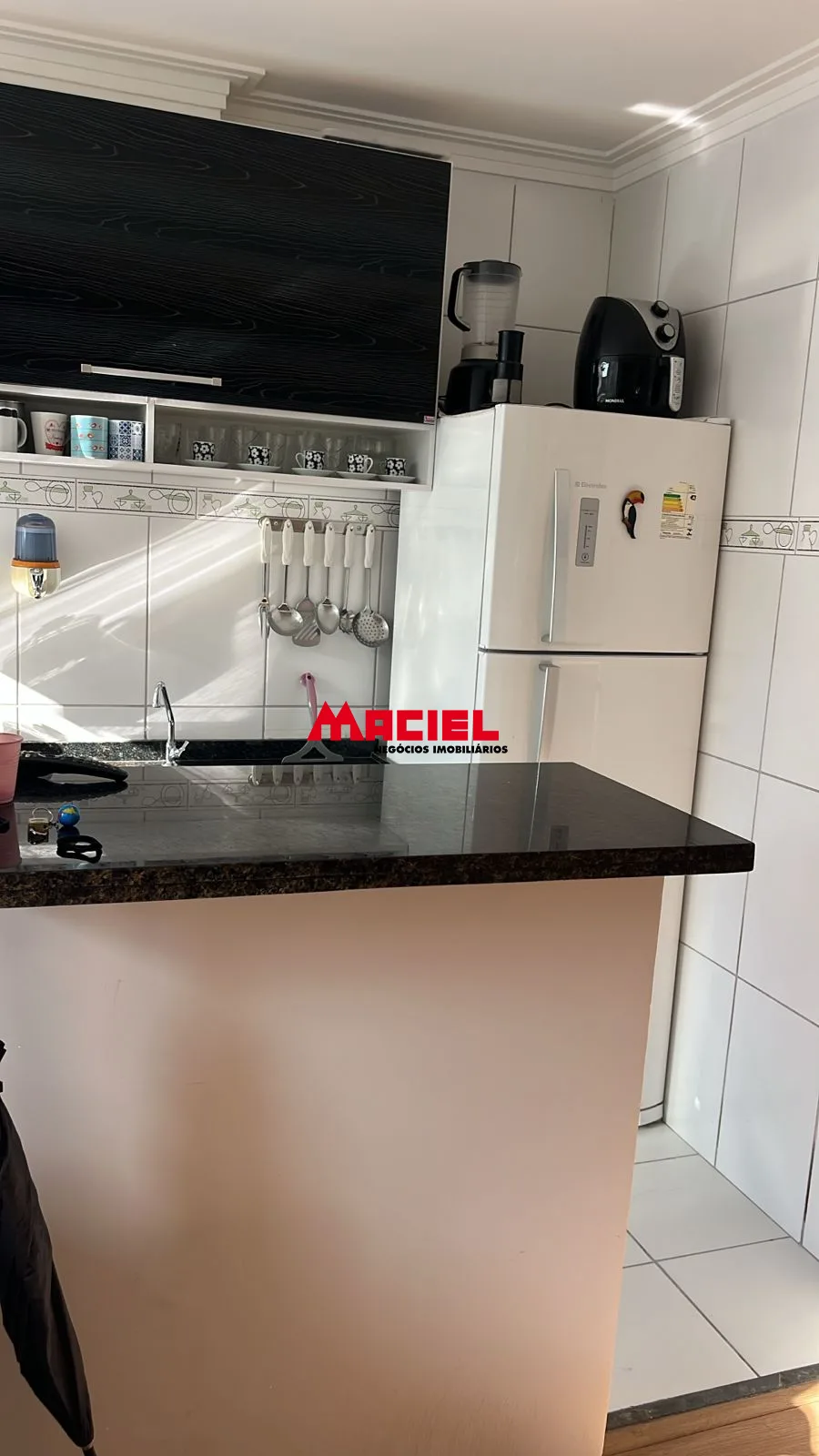 Alugar Apartamento / Padr&atilde;o em S&atilde;o Jos&eacute; dos Campos R$ 2.100,00 - Foto 2