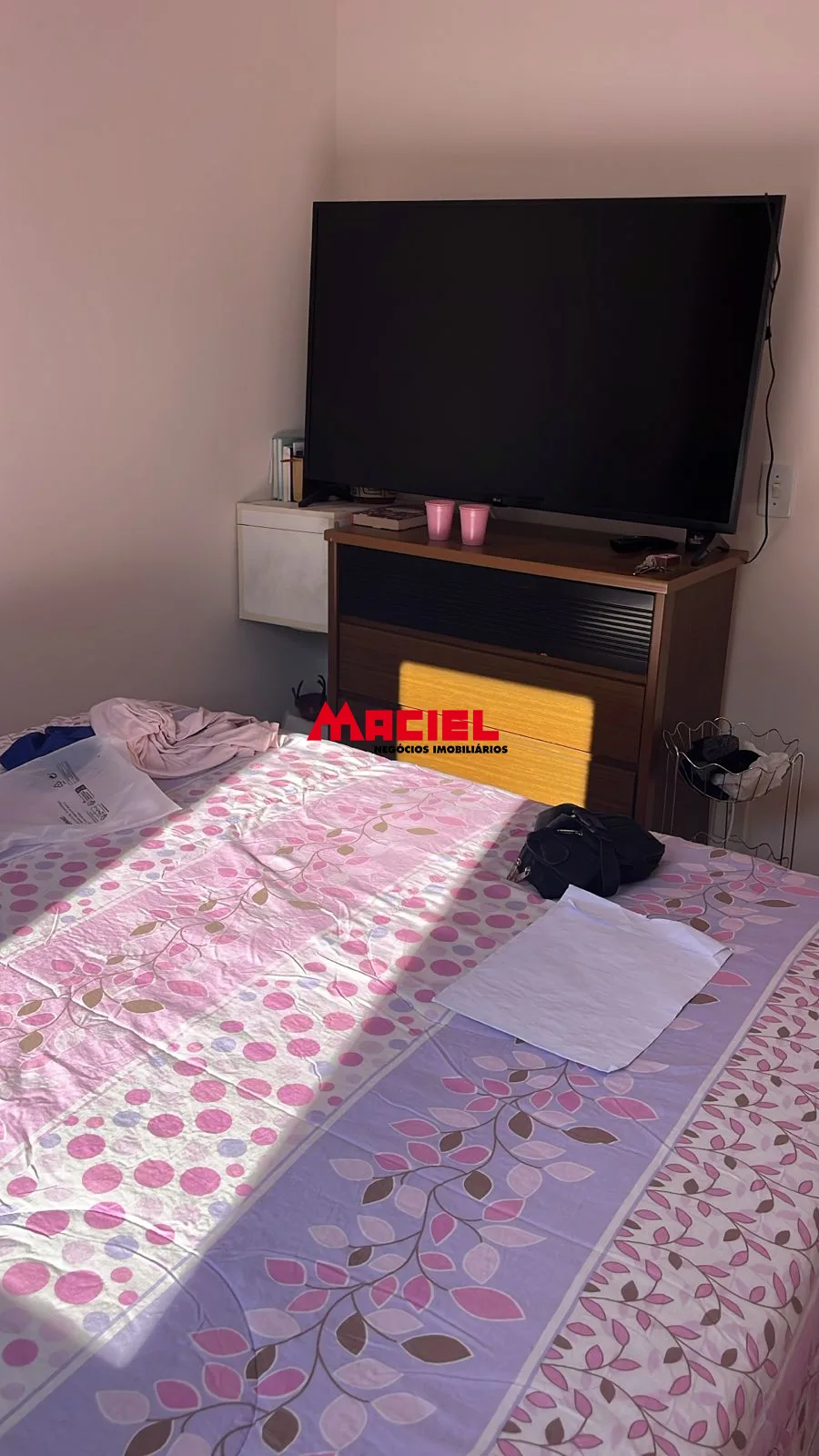 Alugar Apartamento / Padr&atilde;o em S&atilde;o Jos&eacute; dos Campos R$ 2.100,00 - Foto 6