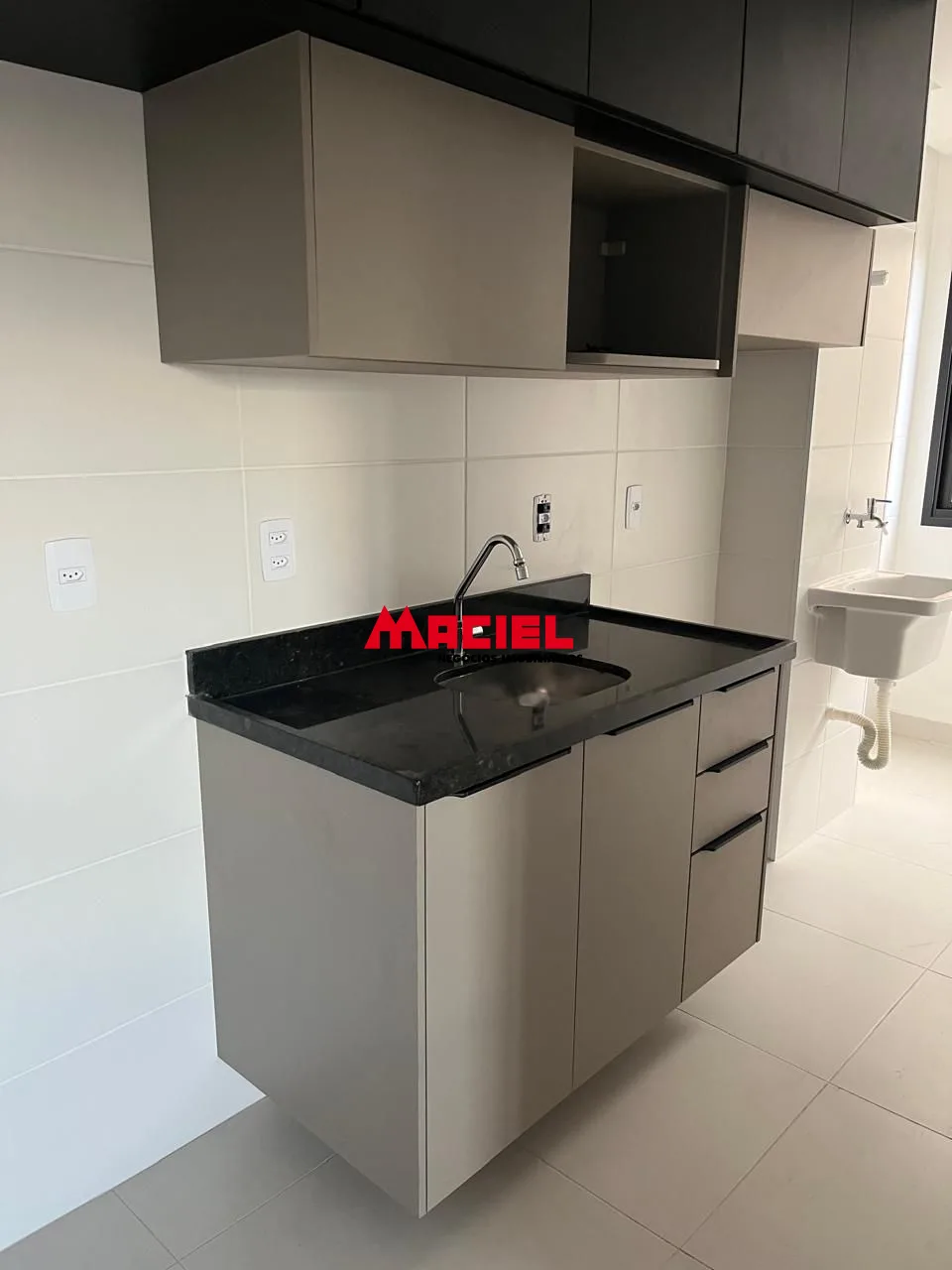 Comprar Apartamento / Padr&atilde;o em S&atilde;o Jos&eacute; dos Campos R$ 419.000,00 - Foto 3